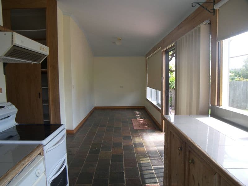 14 Rosslyn Road, INVERMAY TAS 7248, Invermay - Thumbnail 5