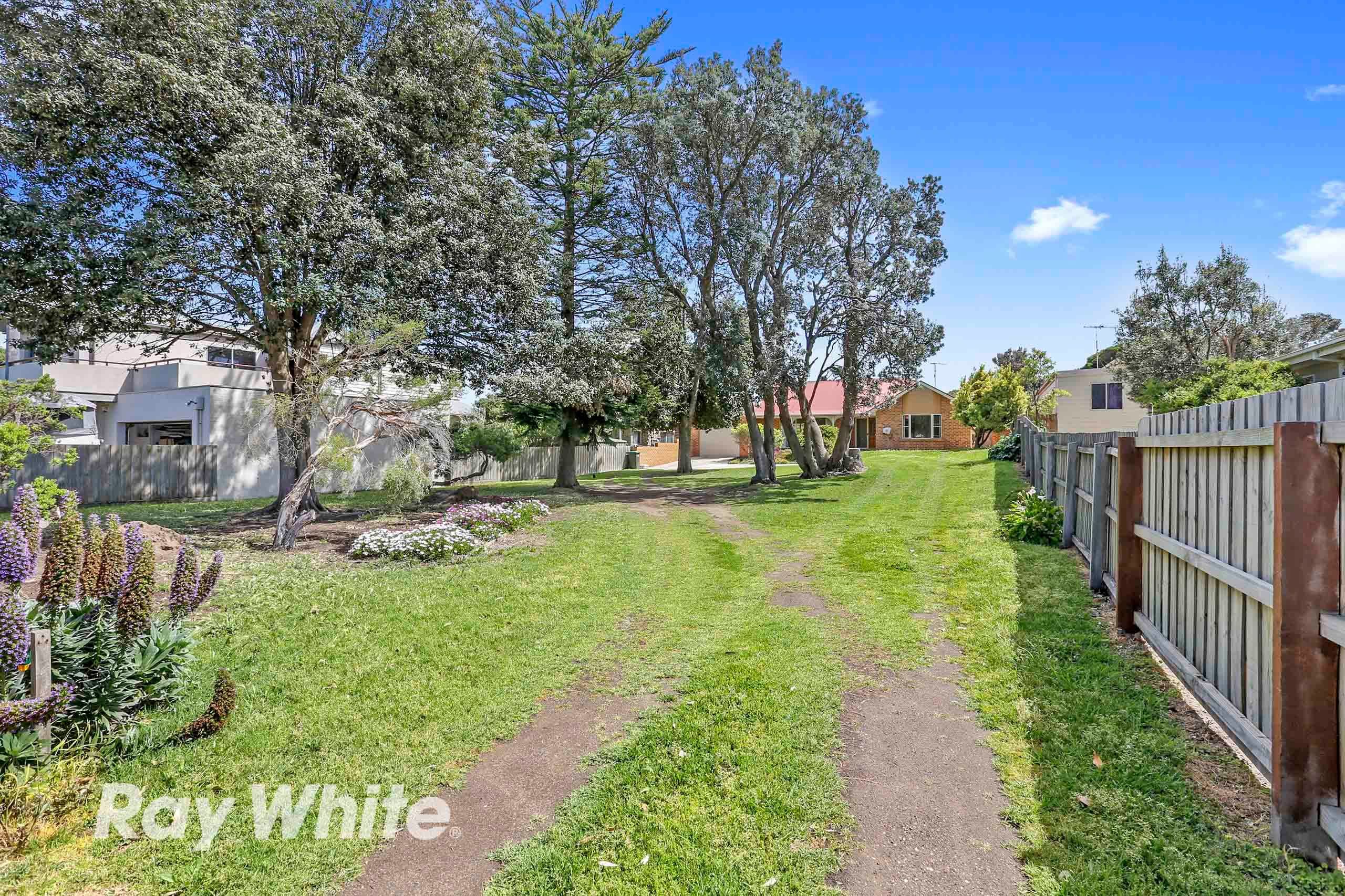 24 Ocean Road, Point Lonsdale VIC 3225, Point Lonsdale - Thumbnail 4