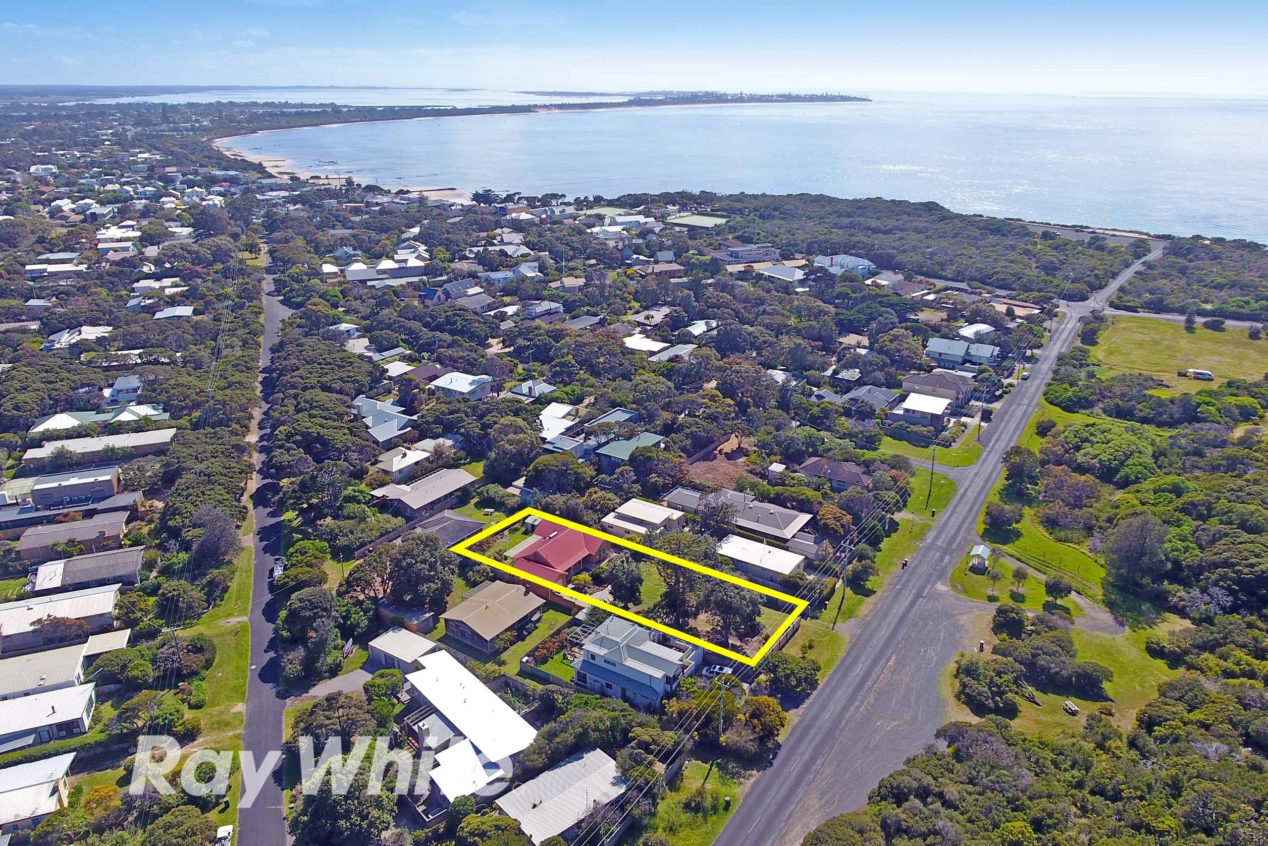 24 Ocean Road, Point Lonsdale VIC 3225, Point Lonsdale - Thumbnail 5