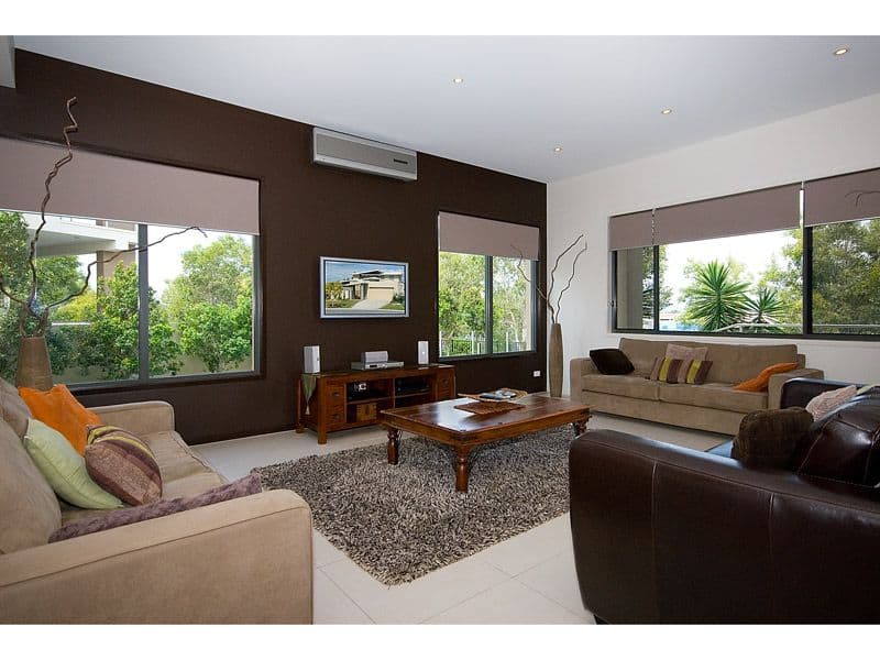 7012 Vista Drive, Benowa QLD 4217, Benowa - Thumbnail 4