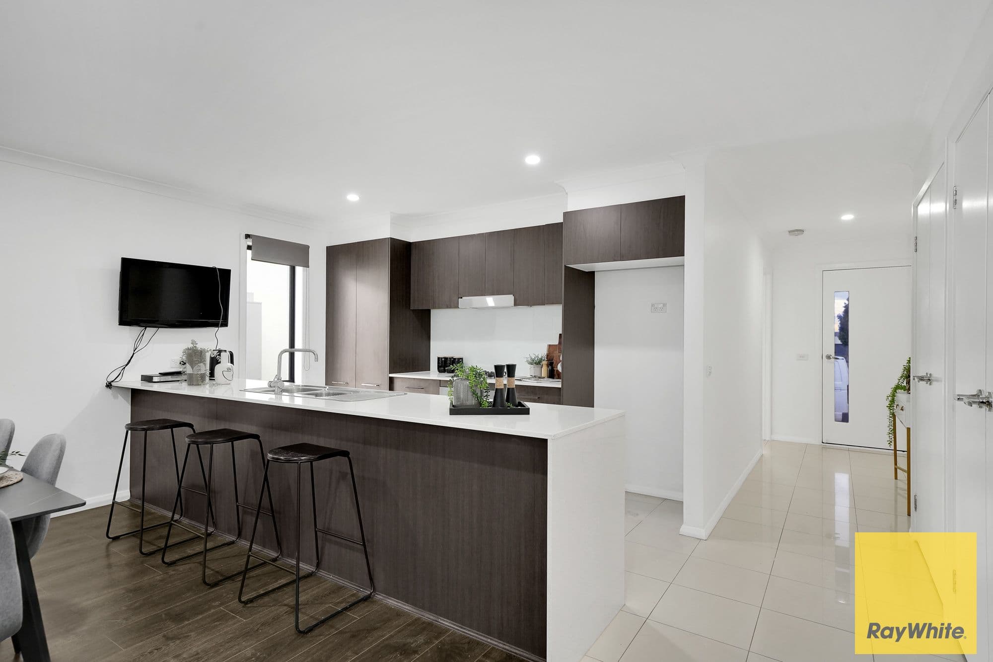 3 Mimosa Way, Burnside Heights VIC 3023, Burnside Heights - Thumbnail 4
