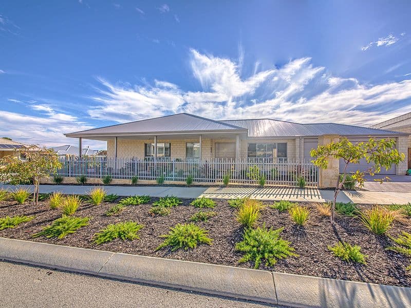15 MOONRISE Street, YANCHEP WA 6035, Yanchep - Thumbnail 2