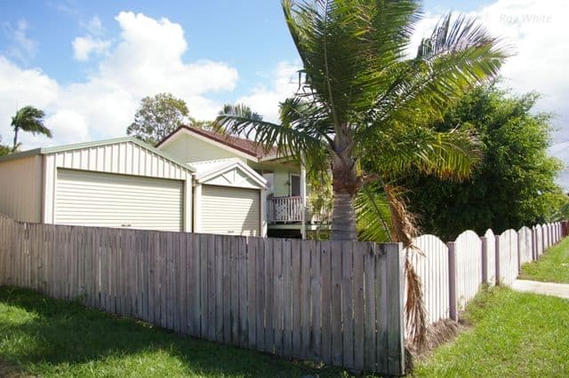 14 Bateman Street, DECEPTION BAY QLD 4508, Deception Bay - Thumbnail 2