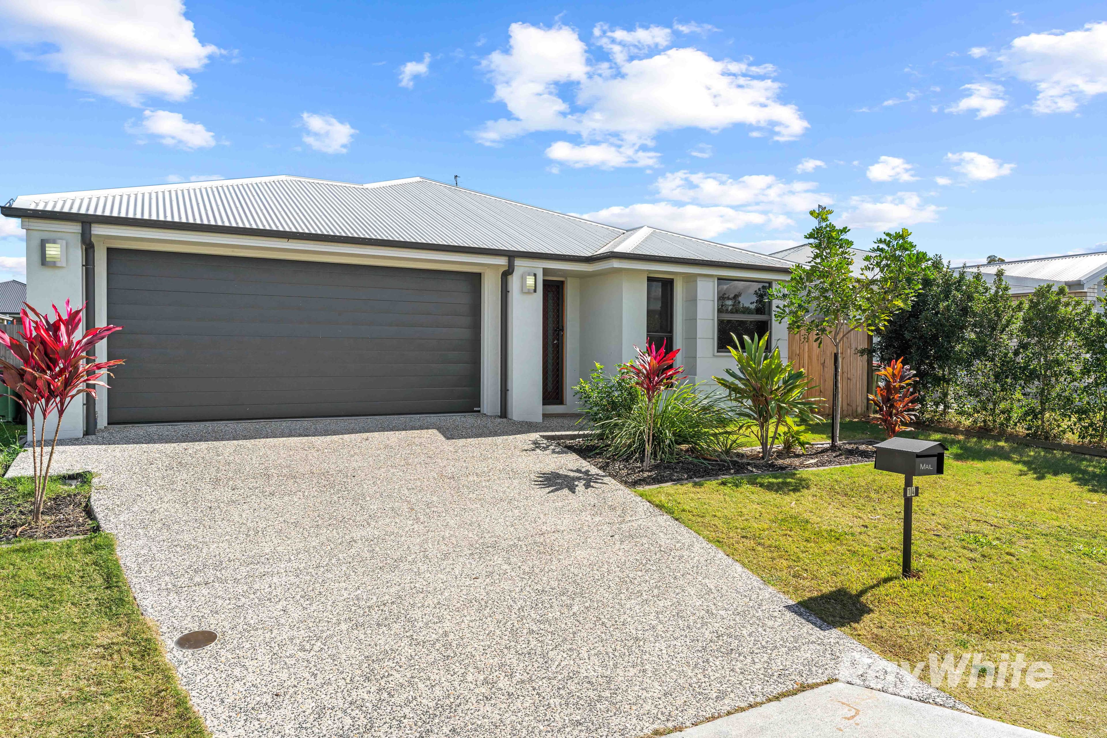 14 Idyllic Street, Park Ridge QLD 4125, Park Ridge - Thumbnail 2