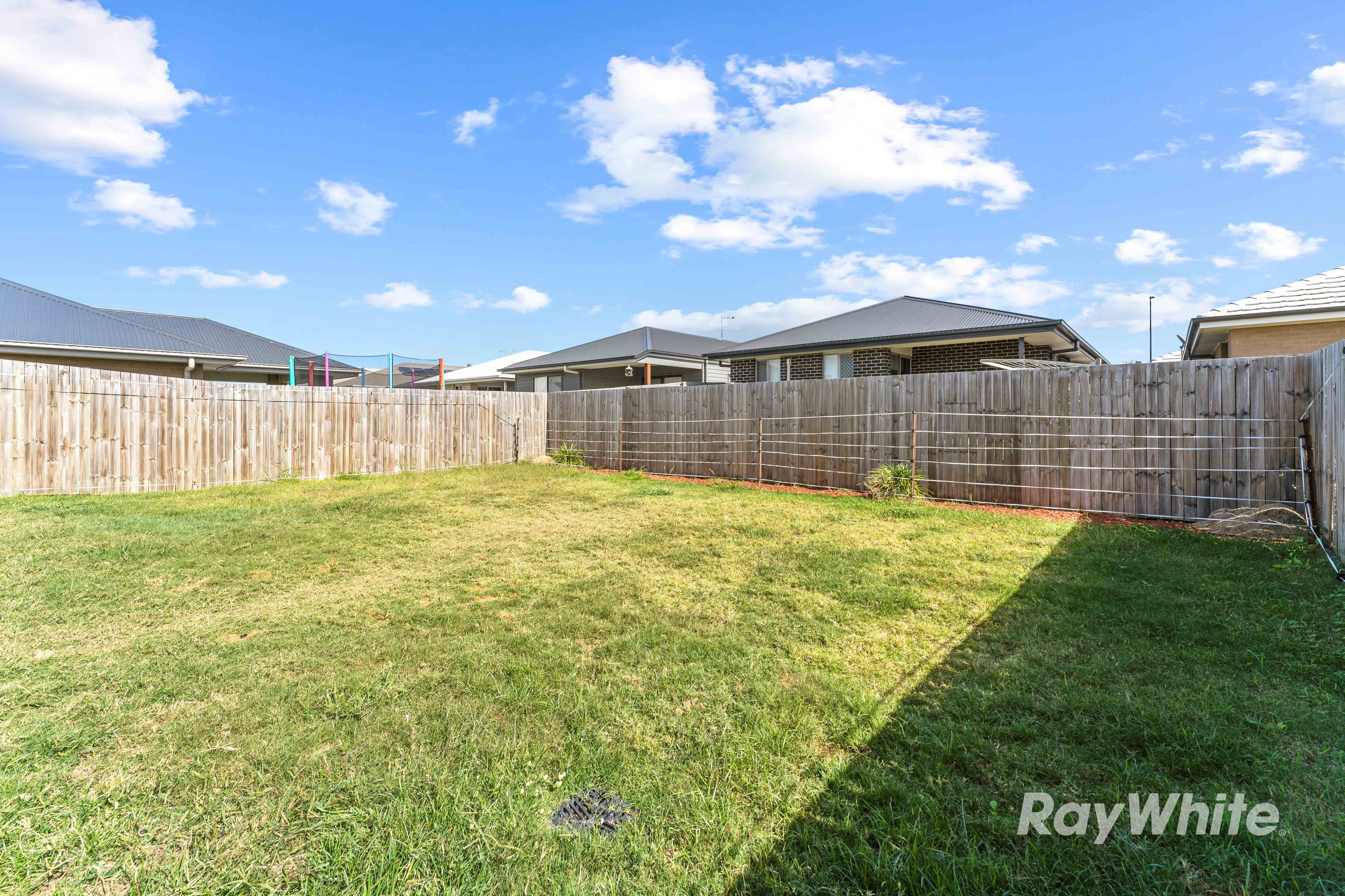 14 Idyllic Street, Park Ridge QLD 4125, Park Ridge - Thumbnail 8