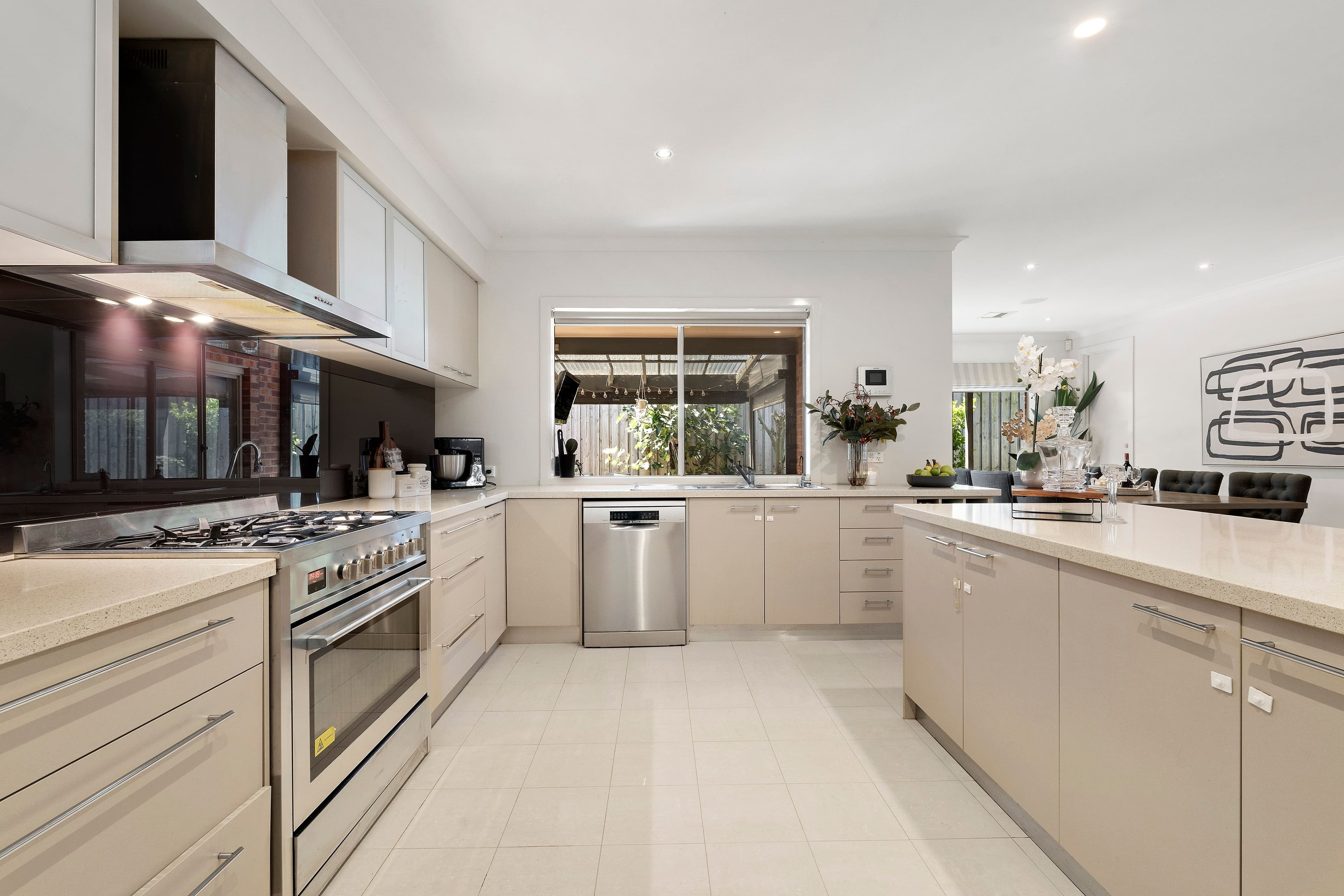 33 Camville Road, Mulgrave VIC 3170, Mulgrave - Thumbnail 4