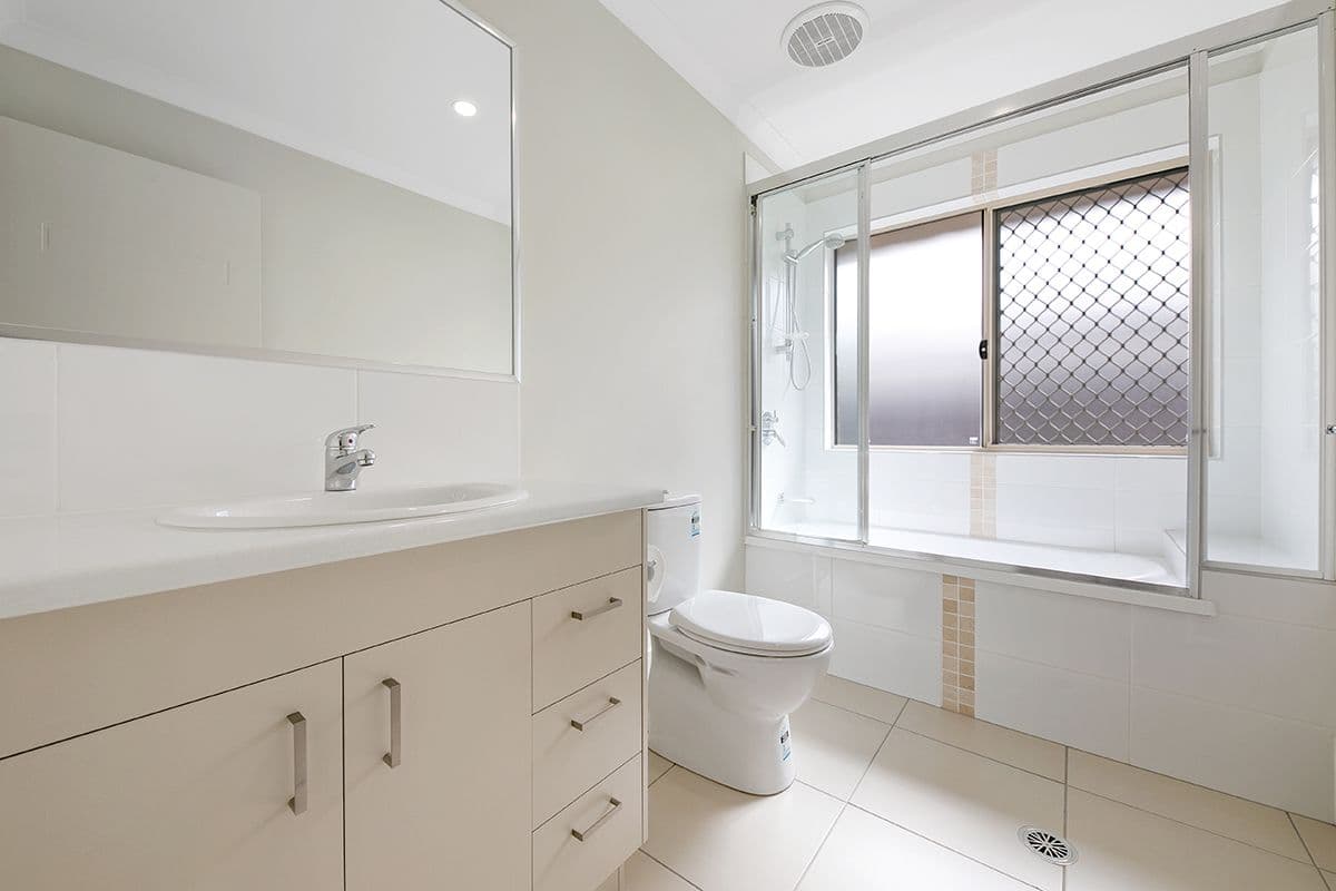 35 Finnegan Circuit, Oxley QLD 4075, Oxley - Thumbnail 8