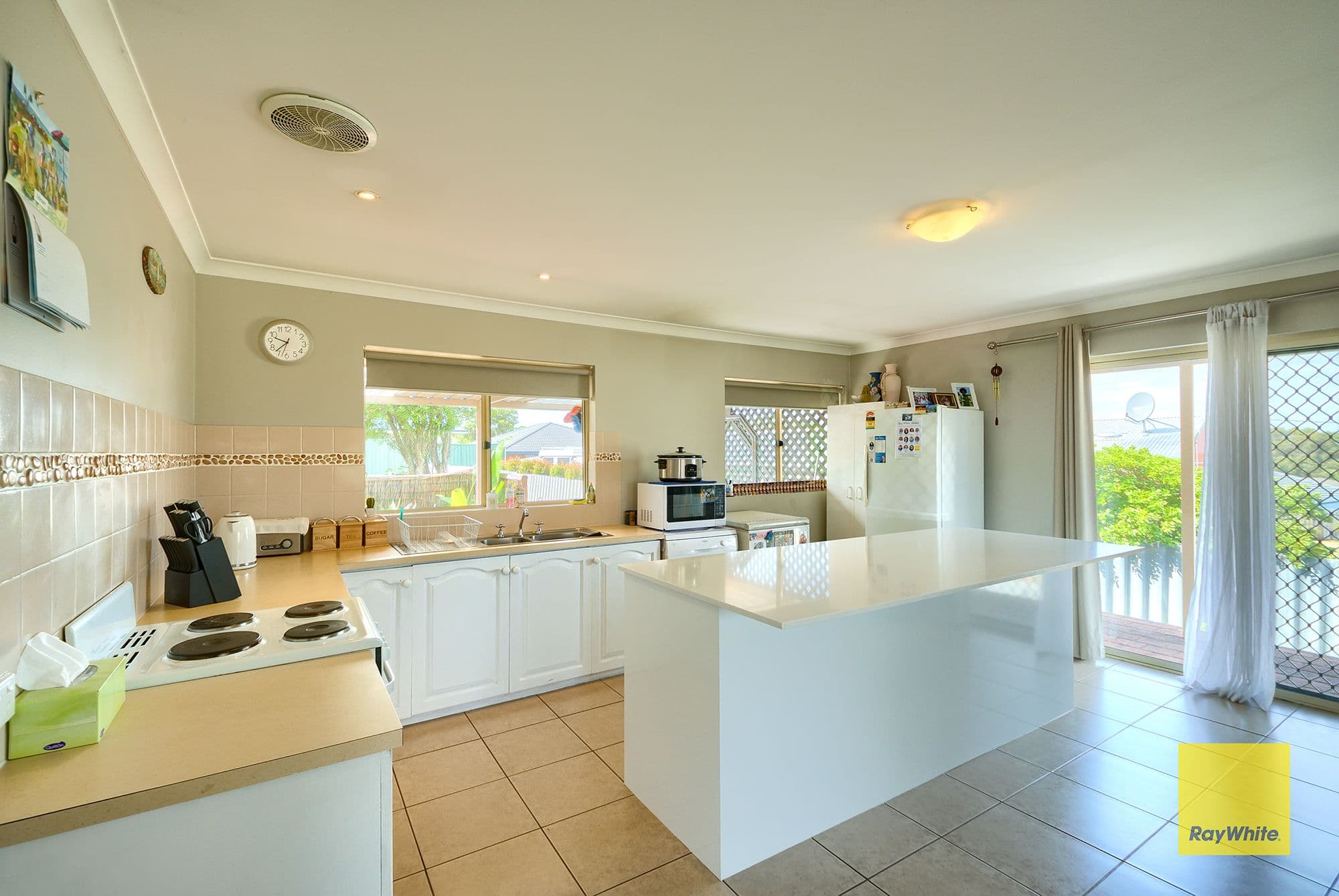16 Meananger Crescent, Bayonet Head WA 6330, Bayonet Head - Thumbnail 3