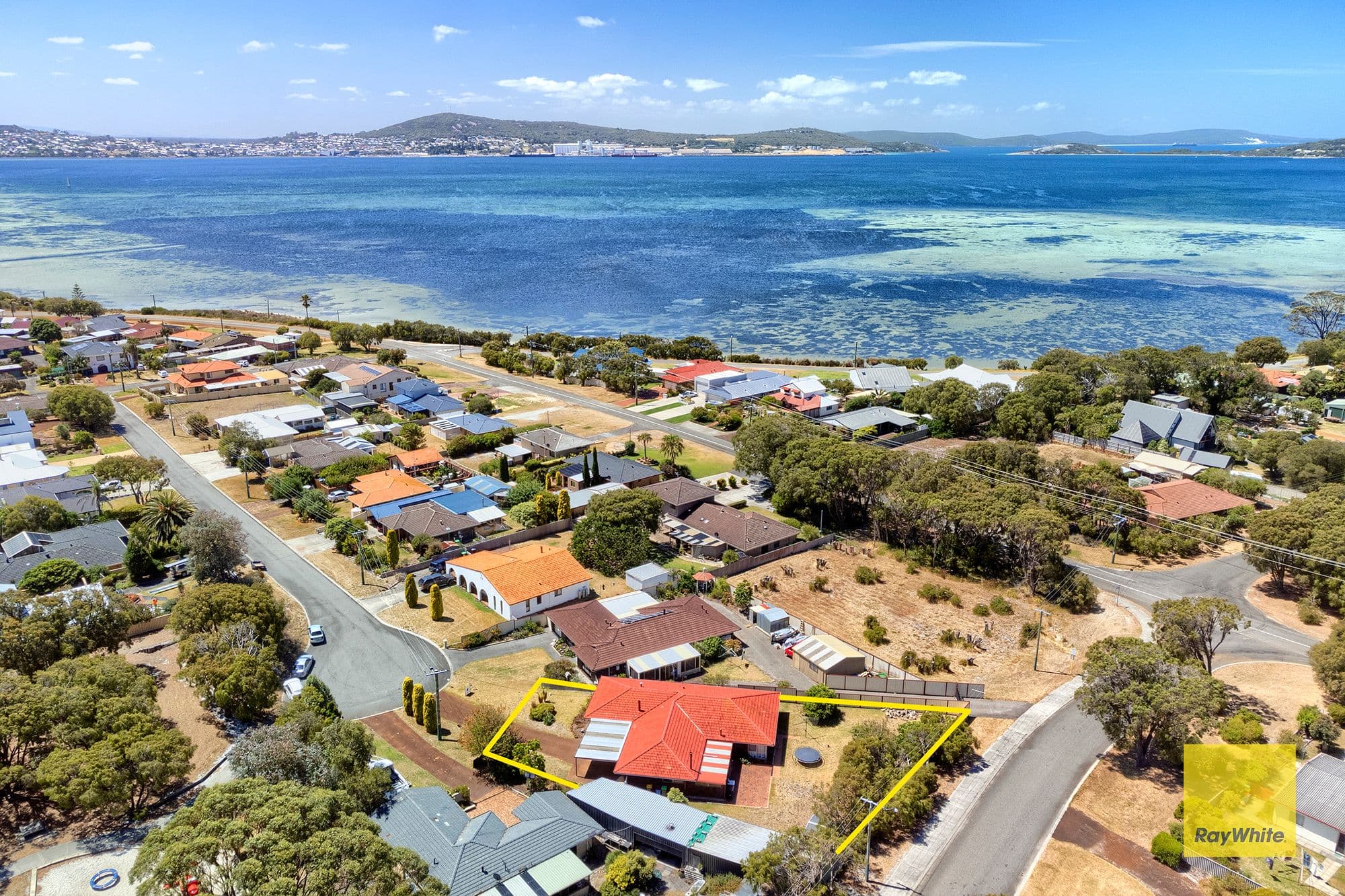17 Bundara Close, Little Grove WA 6330, Little Grove - Image 1