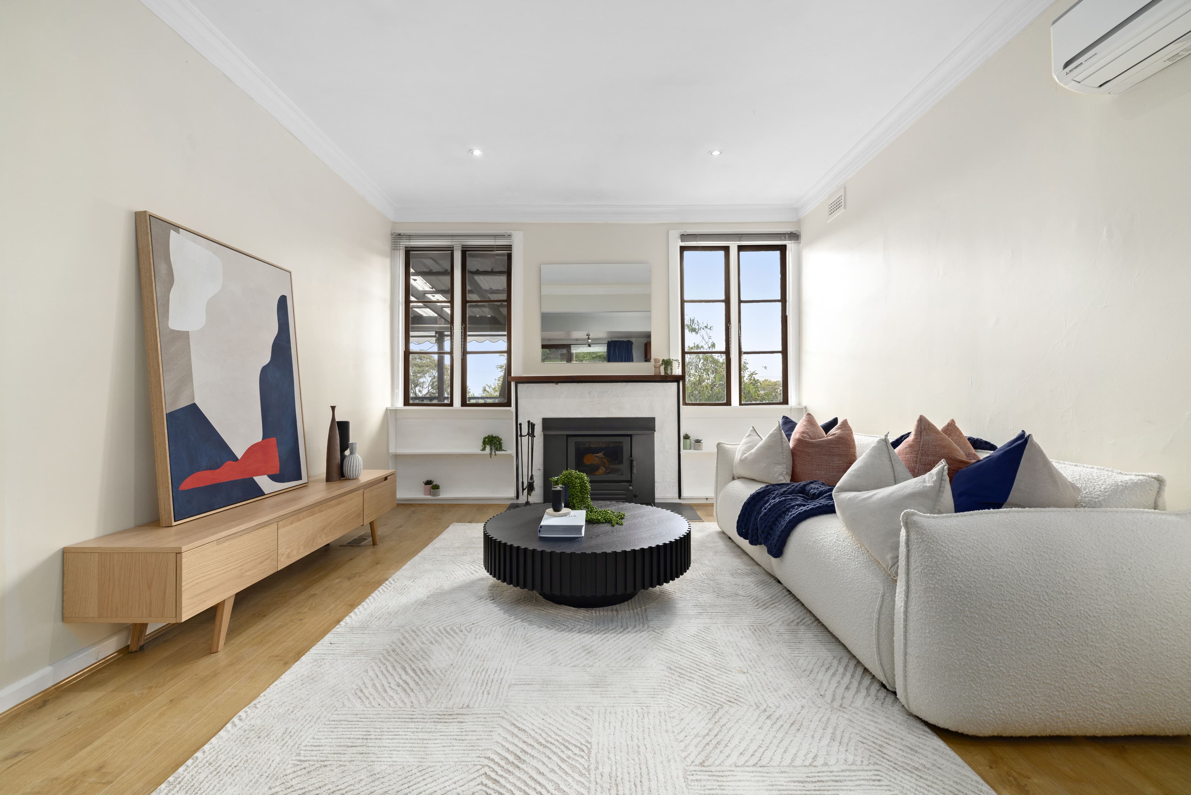24 Myrtle Crescent, Ferntree Gully VIC 3156, Ferntree Gully - Thumbnail 2