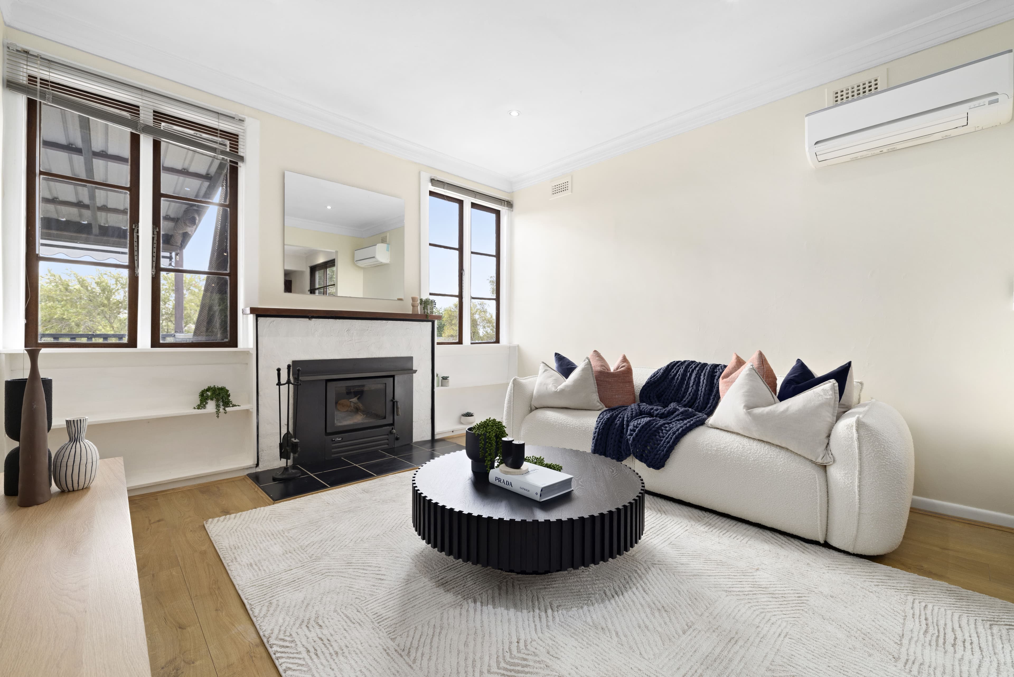 24 Myrtle Crescent, Ferntree Gully VIC 3156, Ferntree Gully - Thumbnail 3