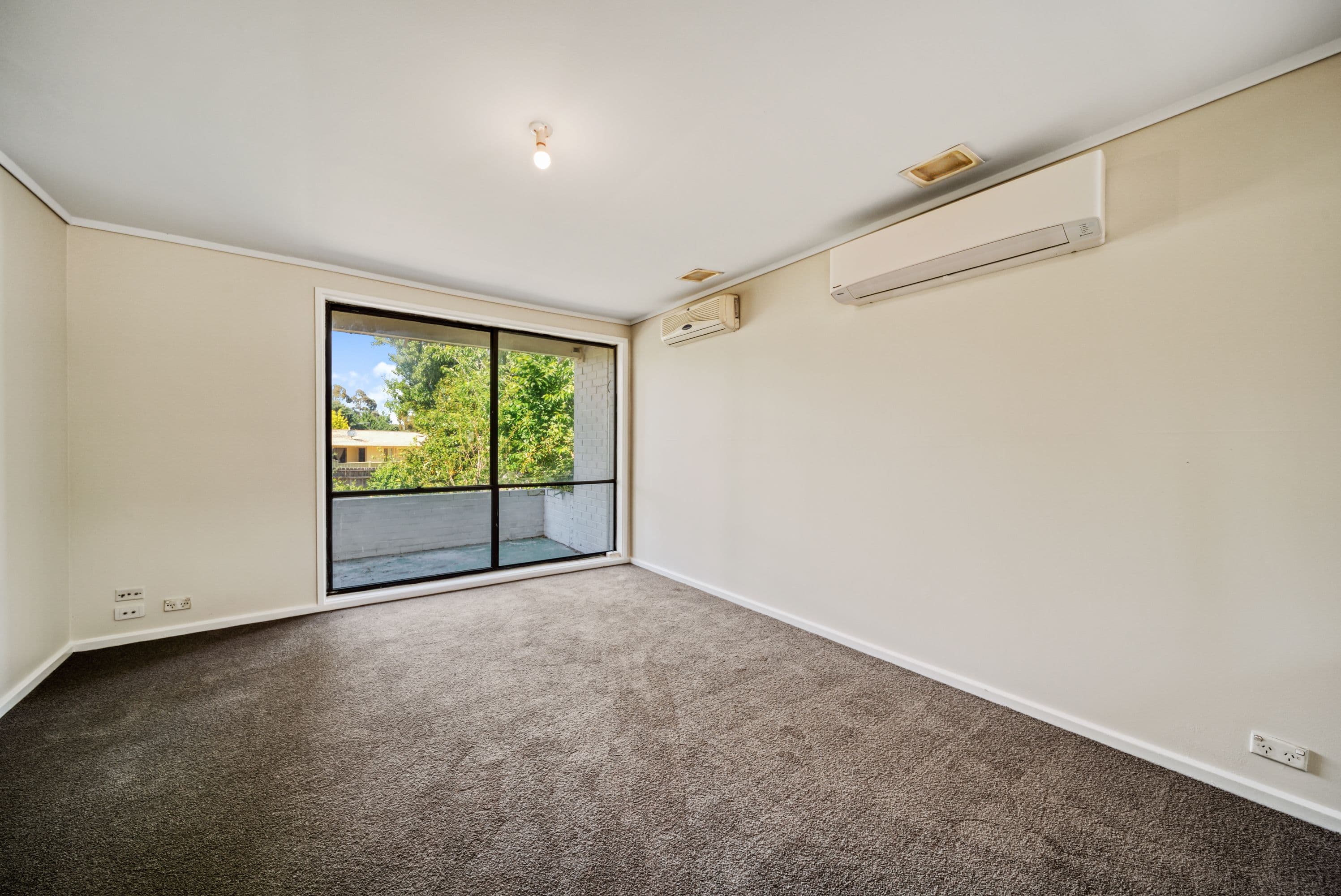 7 Imlay Place, Charnwood ACT 2615, Charnwood - Thumbnail 2