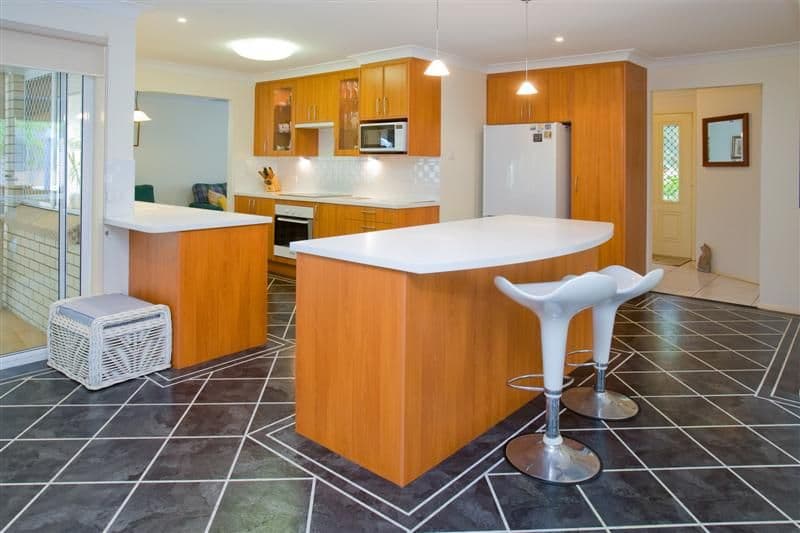 2/34 Burrows Street, Biggera Waters, QLD, 4216, Biggera Waters - Thumbnail 2