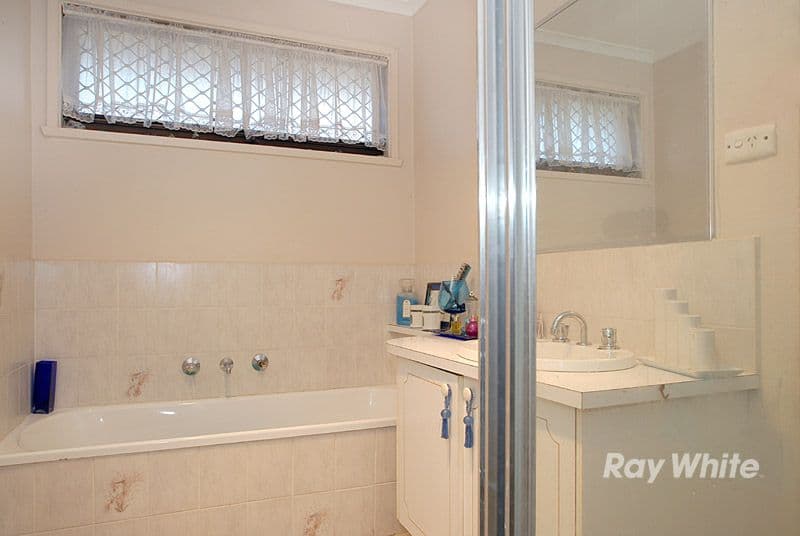 18 Kays Avenue, HALLAM VIC 3803, Hallam - Thumbnail 6