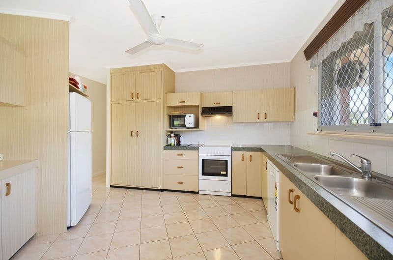 11 Bartlett Avenue, MUNDINGBURRA QLD 4812, Mundingburra - Thumbnail 7