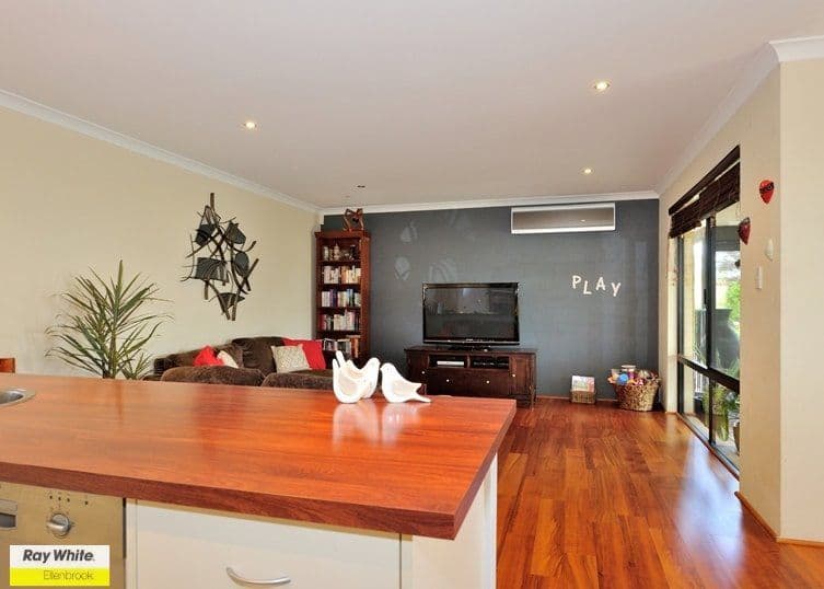 2 Cardowan Drive, ELLENBROOK WA 6069, Ellenbrook - Thumbnail 4