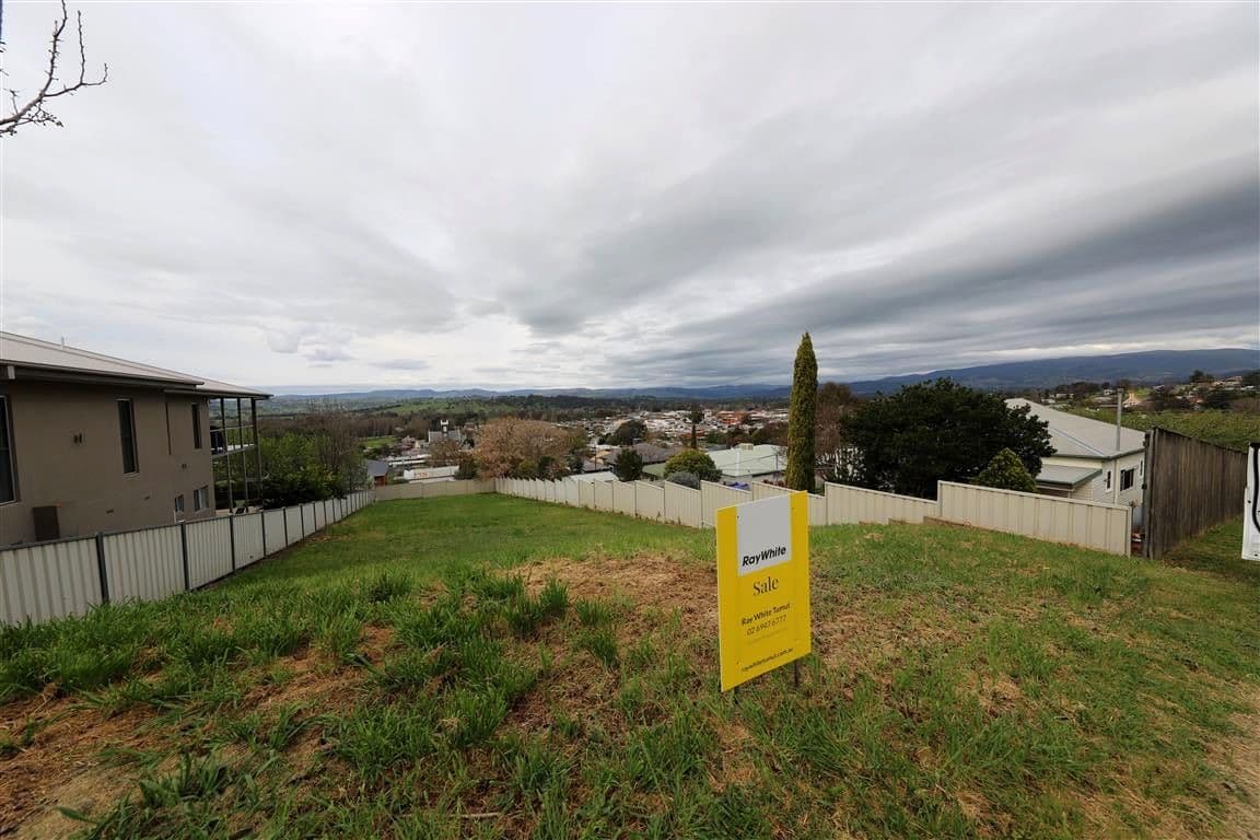 2B Burbury Mews, Tumut NSW 2720, Tumut - Image 1