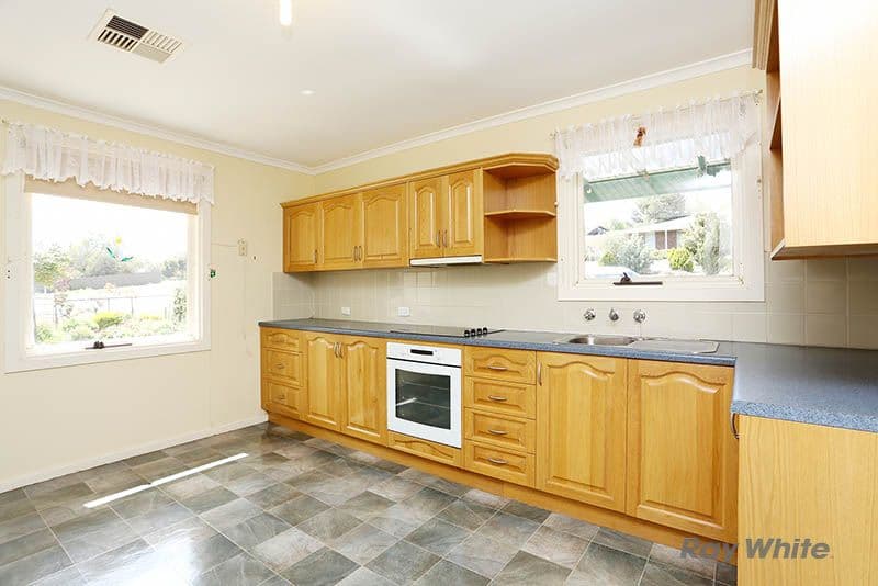 11 St Just Street, Burra SA 5417, Burra - Thumbnail 2