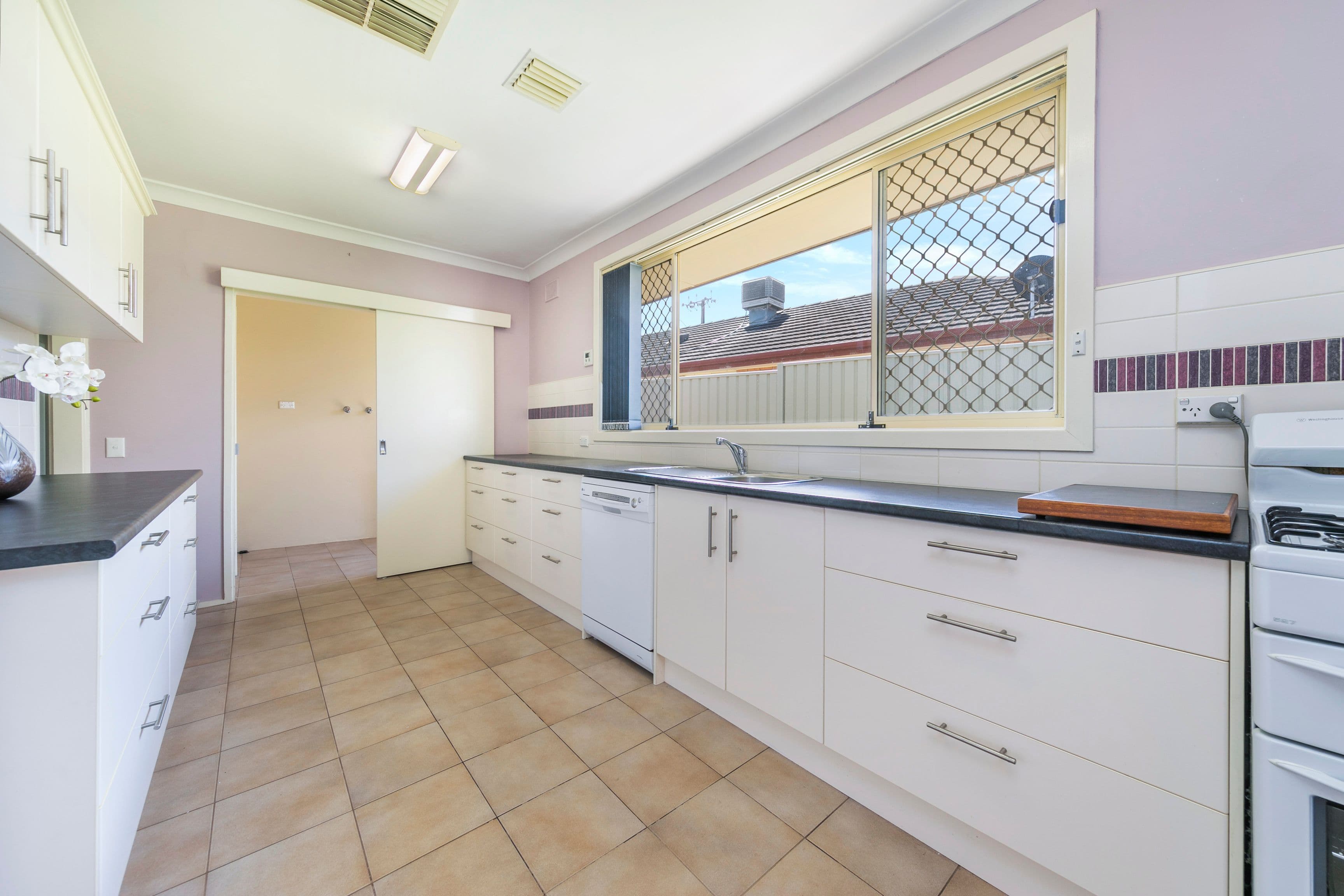 1 Far View Crescent, Ridgehaven SA 5097, Ridgehaven - Thumbnail 6