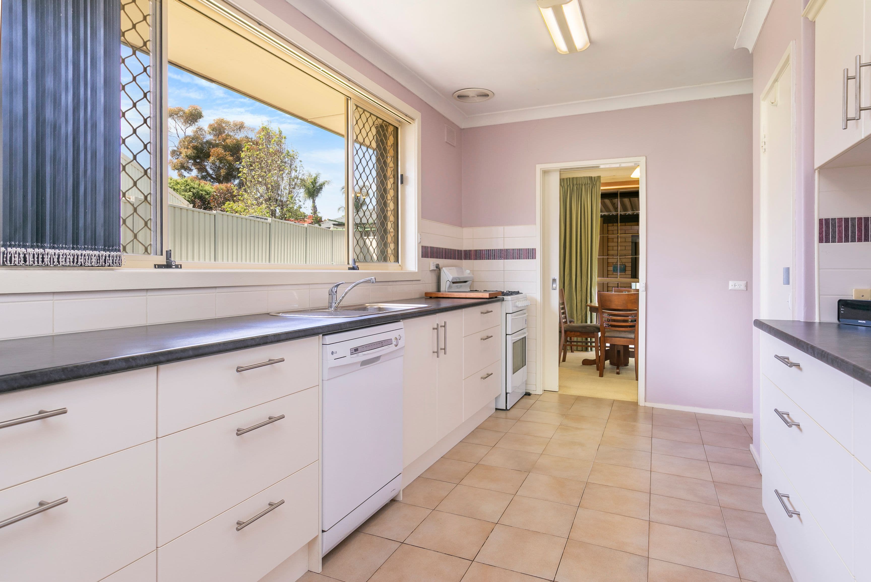 1 Far View Crescent, Ridgehaven SA 5097, Ridgehaven - Thumbnail 7
