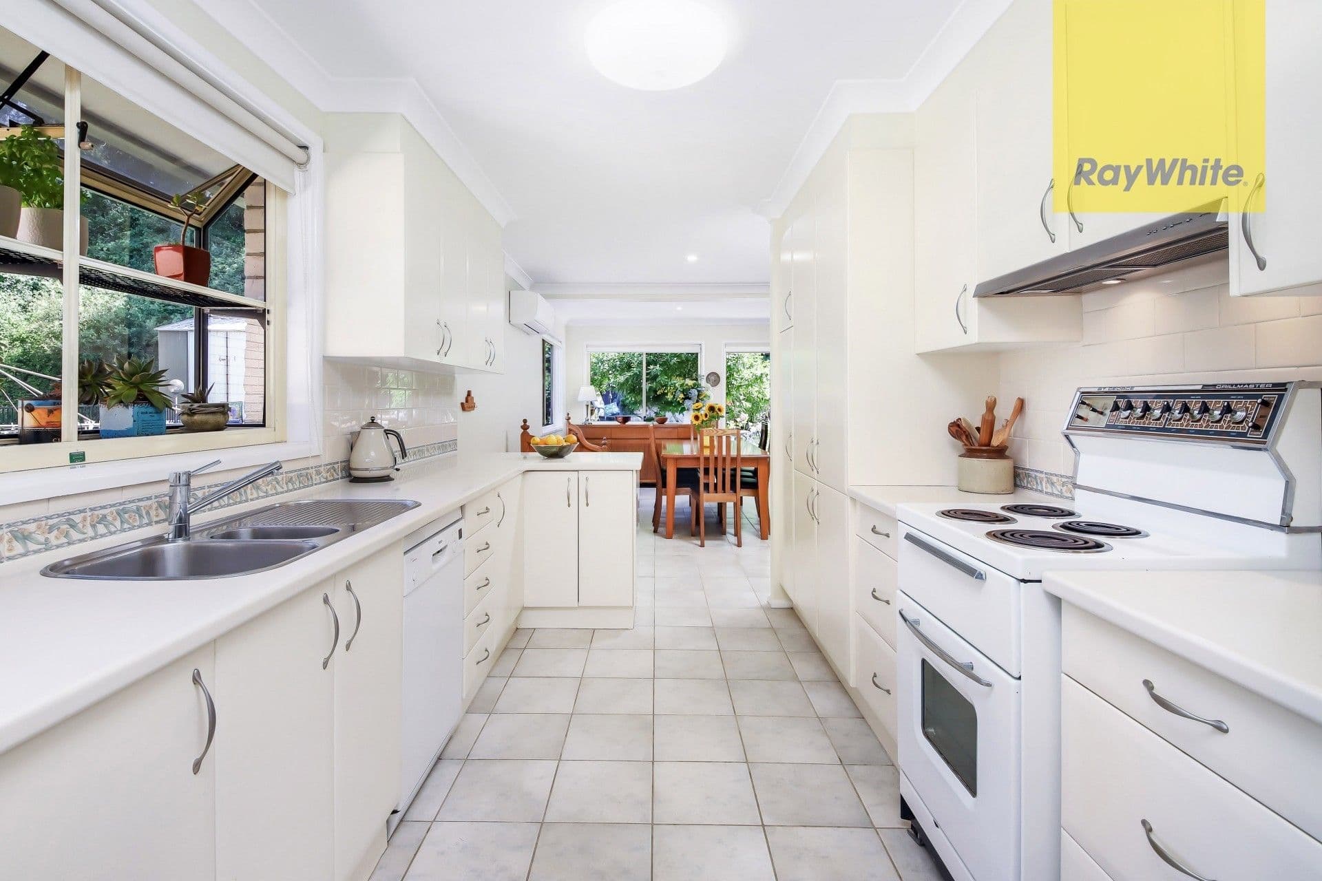 6 Attow Street, Winston Hills - Thumbnail 3