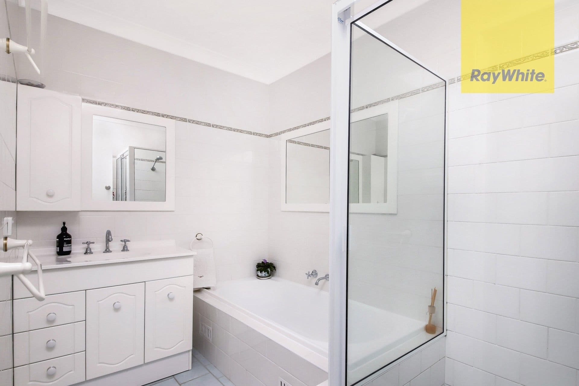6 Attow Street, Winston Hills - Thumbnail 8