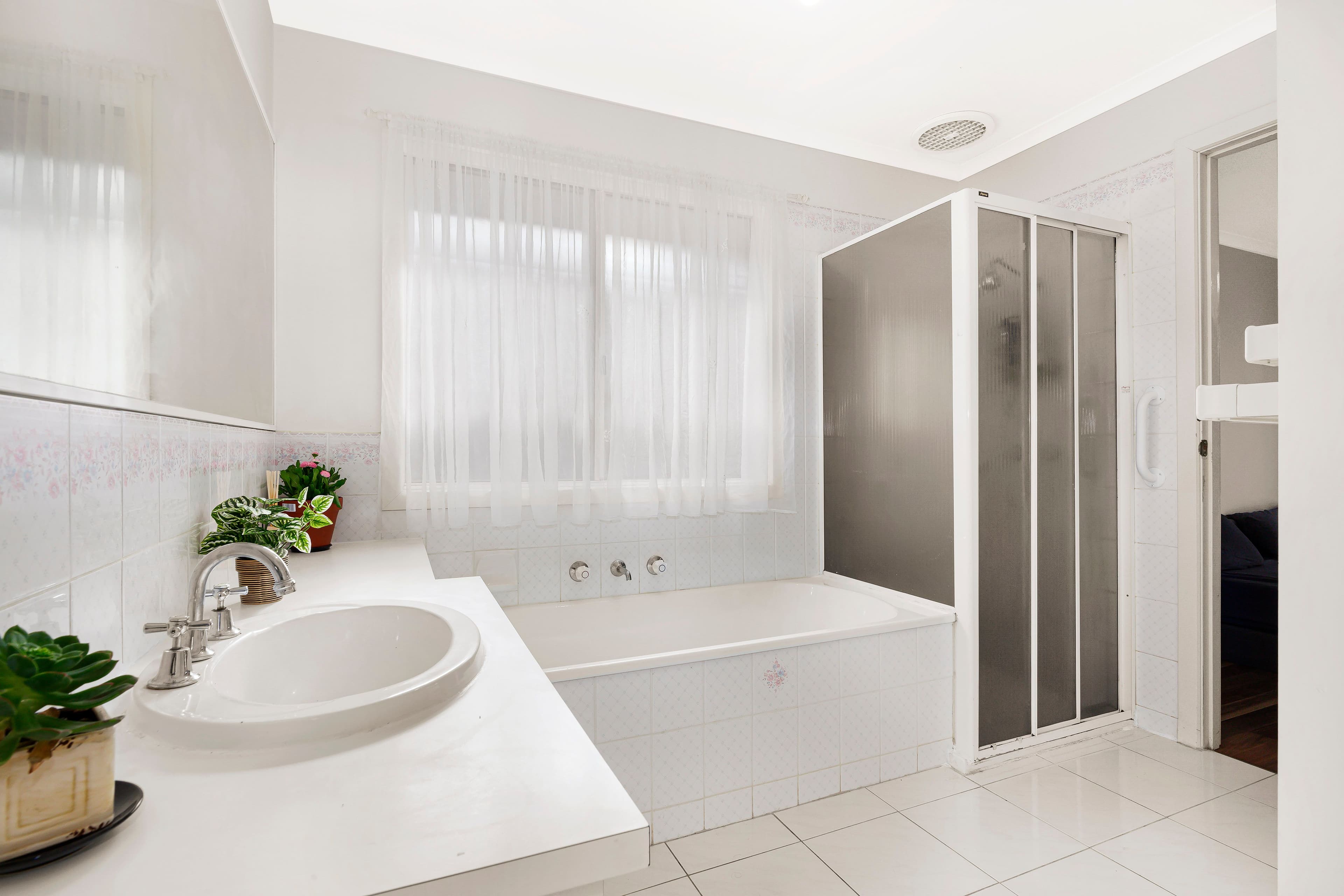 255 Betula Avenue, Mill Park VIC 3082, Mill Park - Thumbnail 5