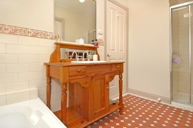 19 Piccadilly Close, GREENSBOROUGH VIC 3088, Greensborough - Thumbnail 5