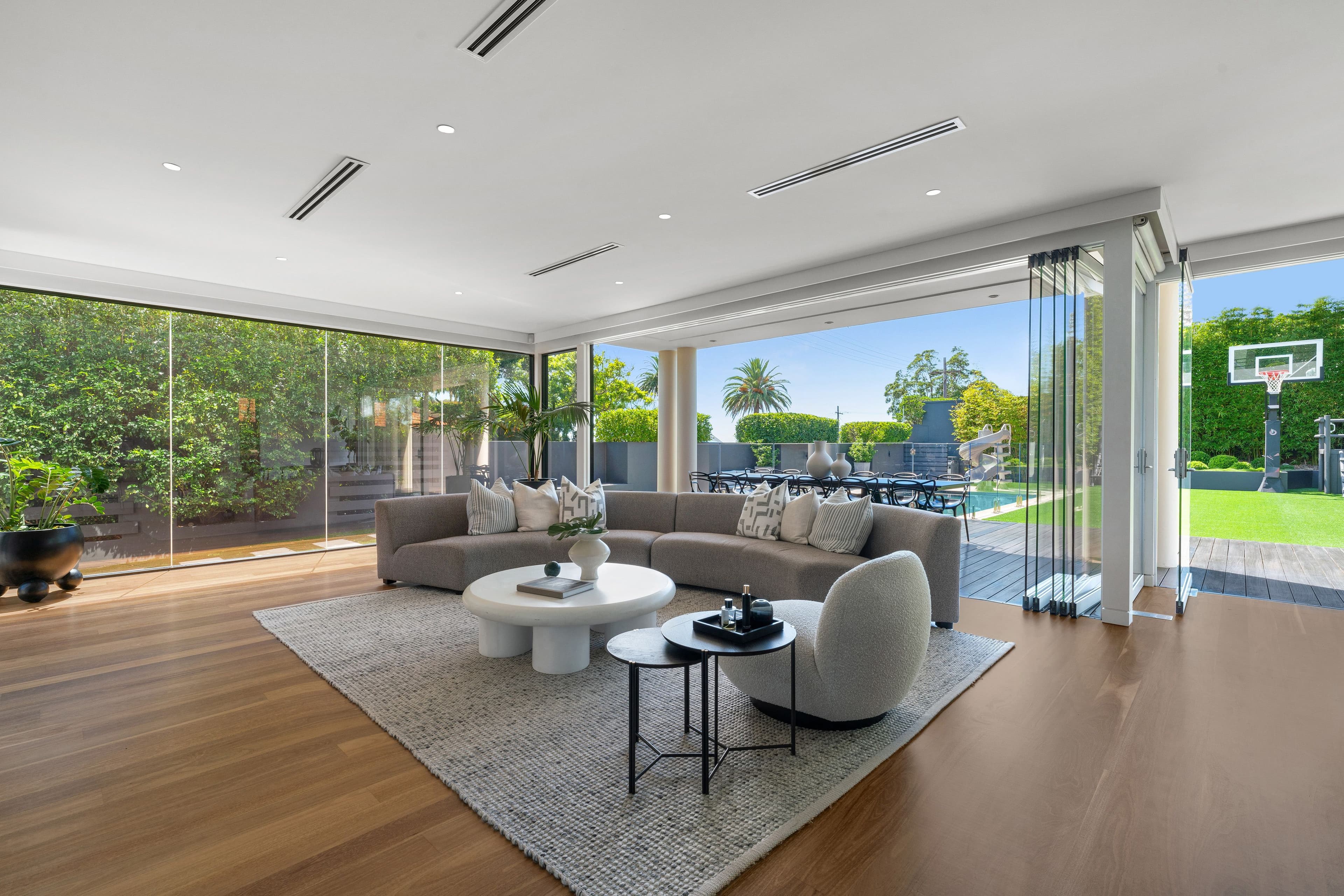14 MELALEUCA Drive, Forest Hill, Forest Hill - Thumbnail 2