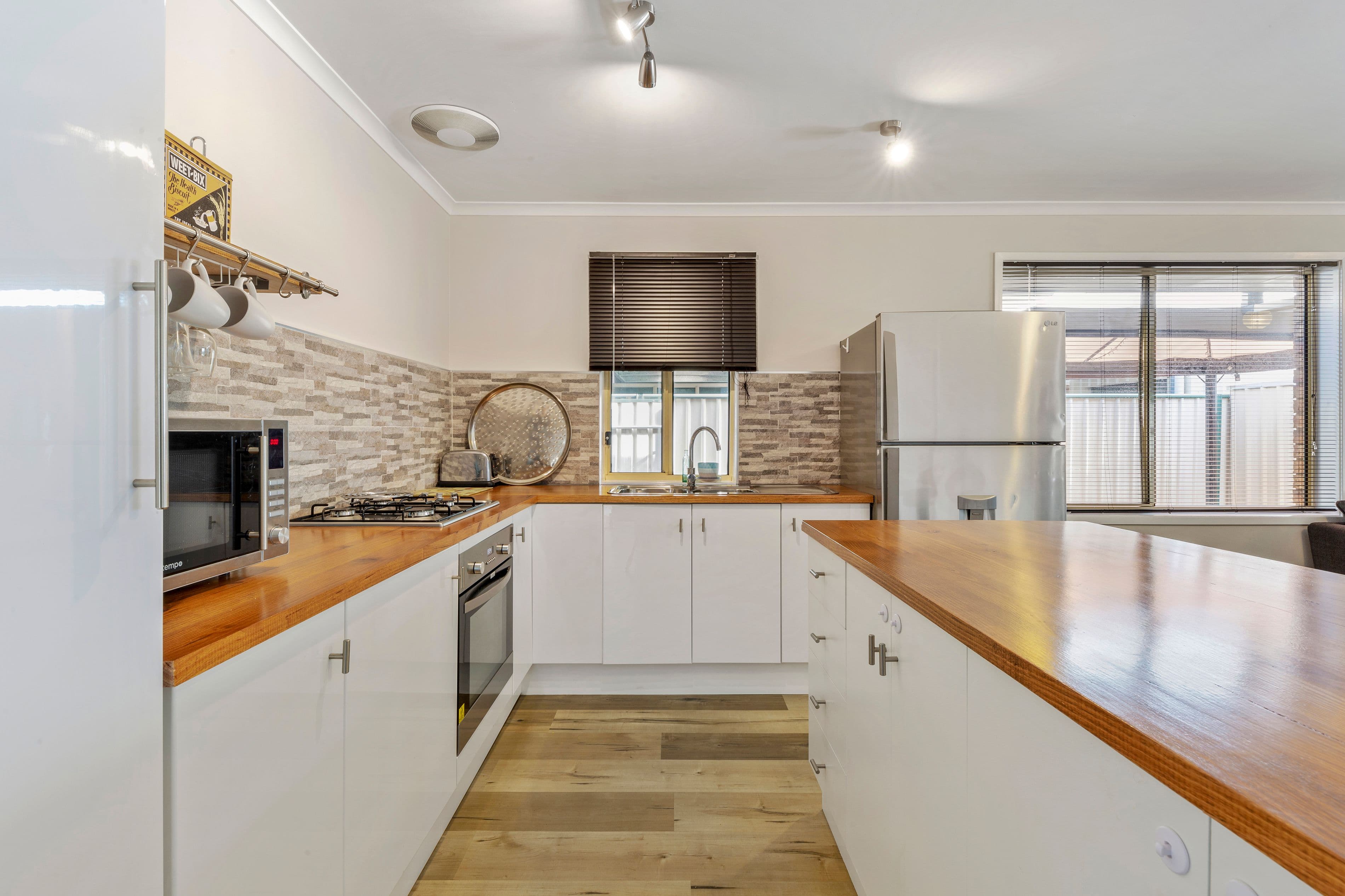 5 New Hampshire Drive, Parafield Gardens SA 5107, Parafield Gardens - Thumbnail 5