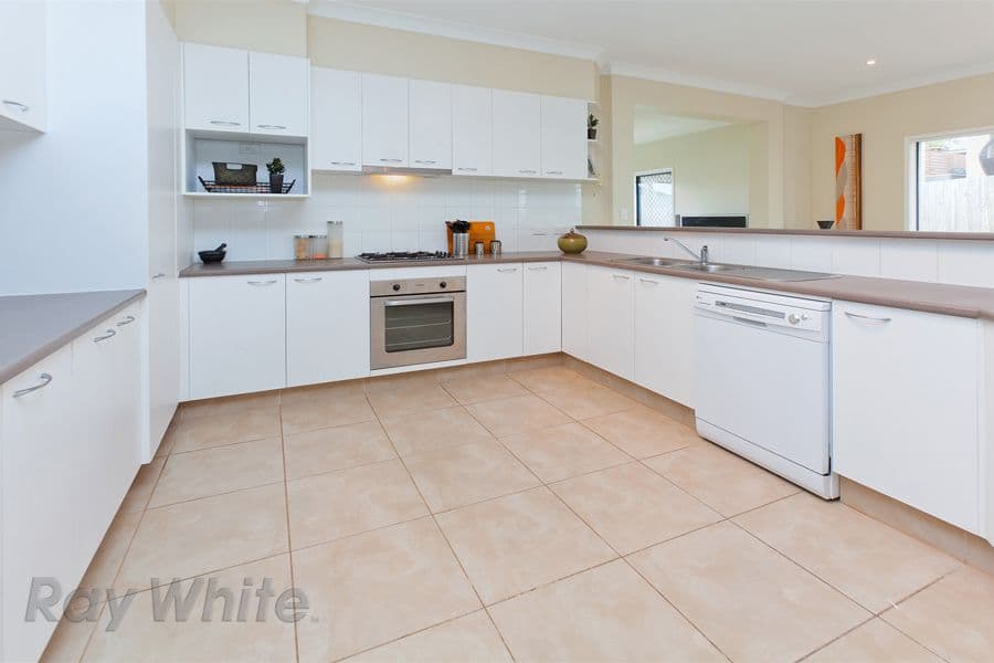 275 Lakeside Avenue, SPRINGFIELD LAKES QLD 4300, Springfield Lakes - Thumbnail 4