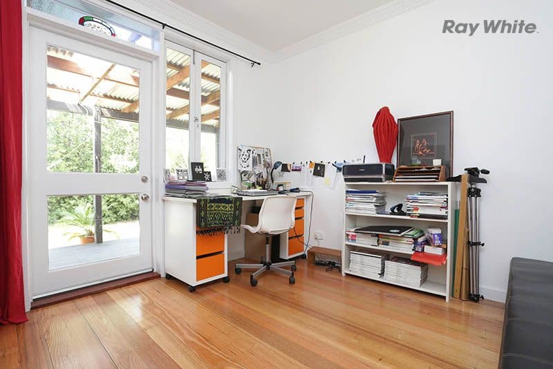 8 Robertson Crescent, LAVERTON VIC 3028, Laverton - Thumbnail 6