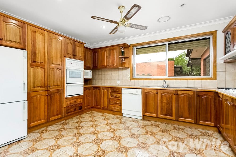 41 Tunaley Parade, Reservoir VIC 3073, Reservoir - Thumbnail 2