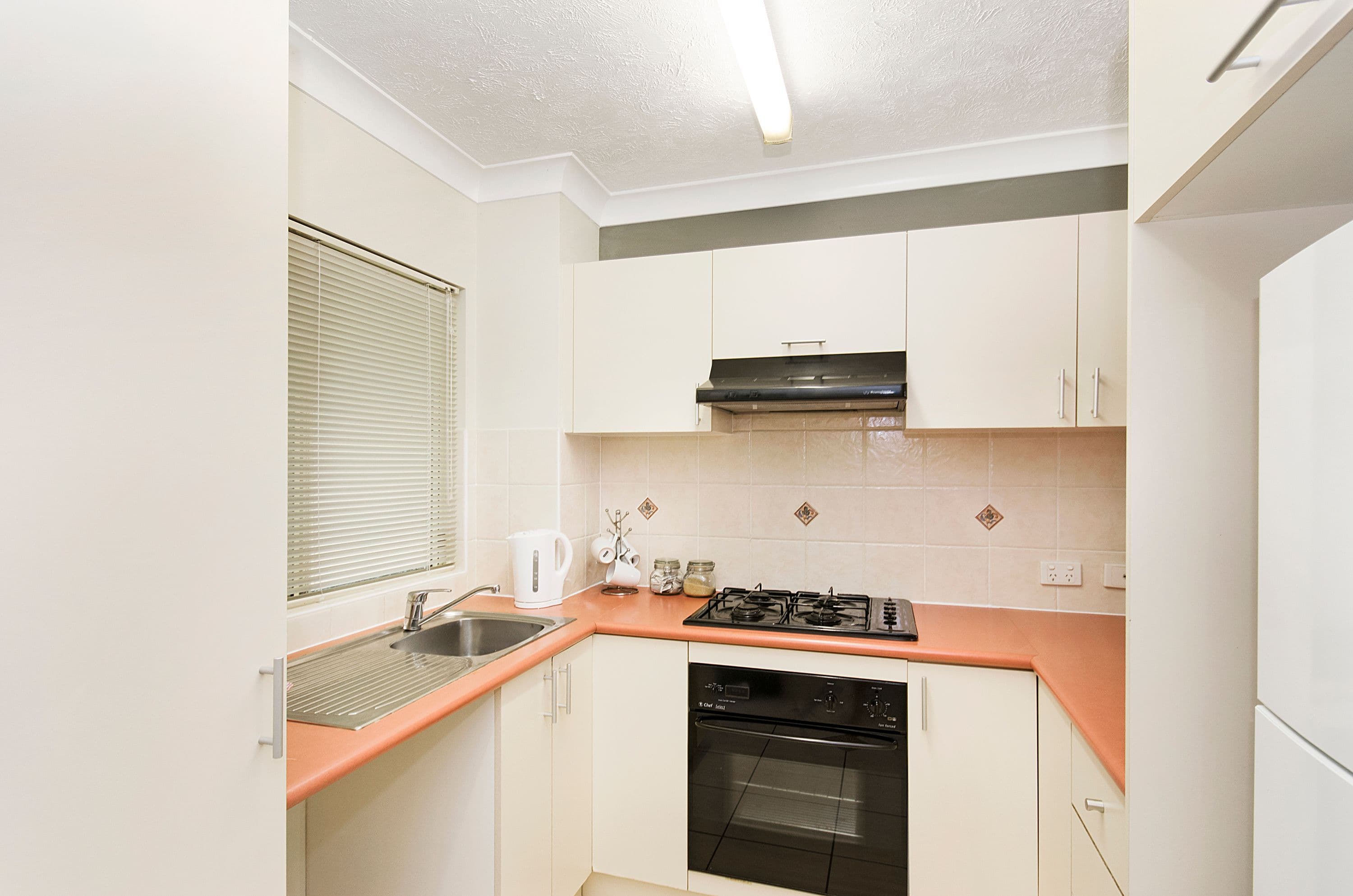  6-8 Bell Street, South Townsville QLD 4810, South Townsville - Thumbnail 3