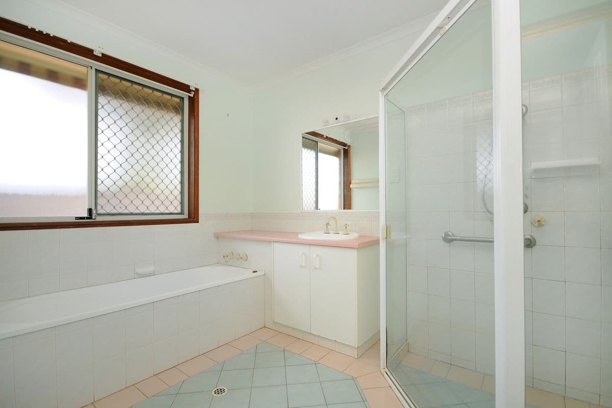 7 Glen Avon Court, Glenvale QLD 4350, Glenvale - Thumbnail 5