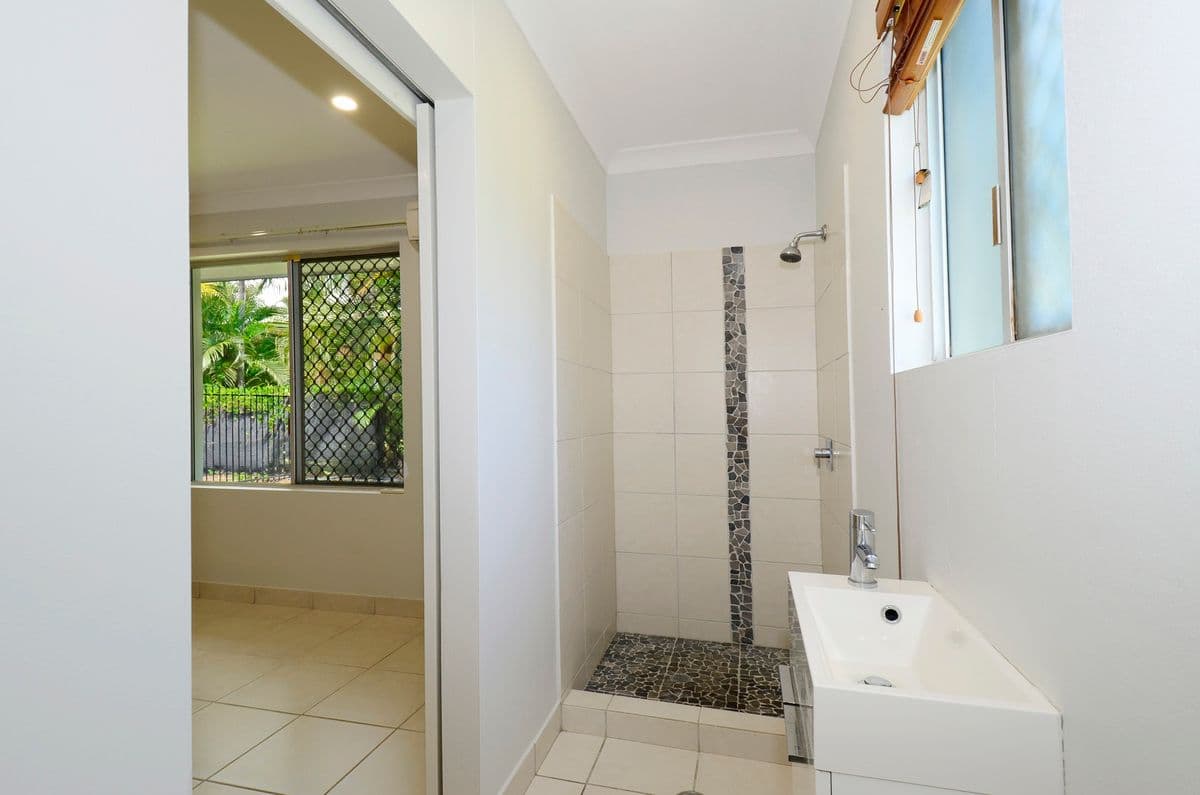 20 Bonaparte Street, Leanyer NT 0812, Leanyer - Thumbnail 8