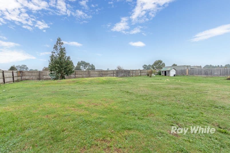 84 Scarborough Avenue, CRANBOURNE WEST VIC 3977, Cranbourne West - Thumbnail 8