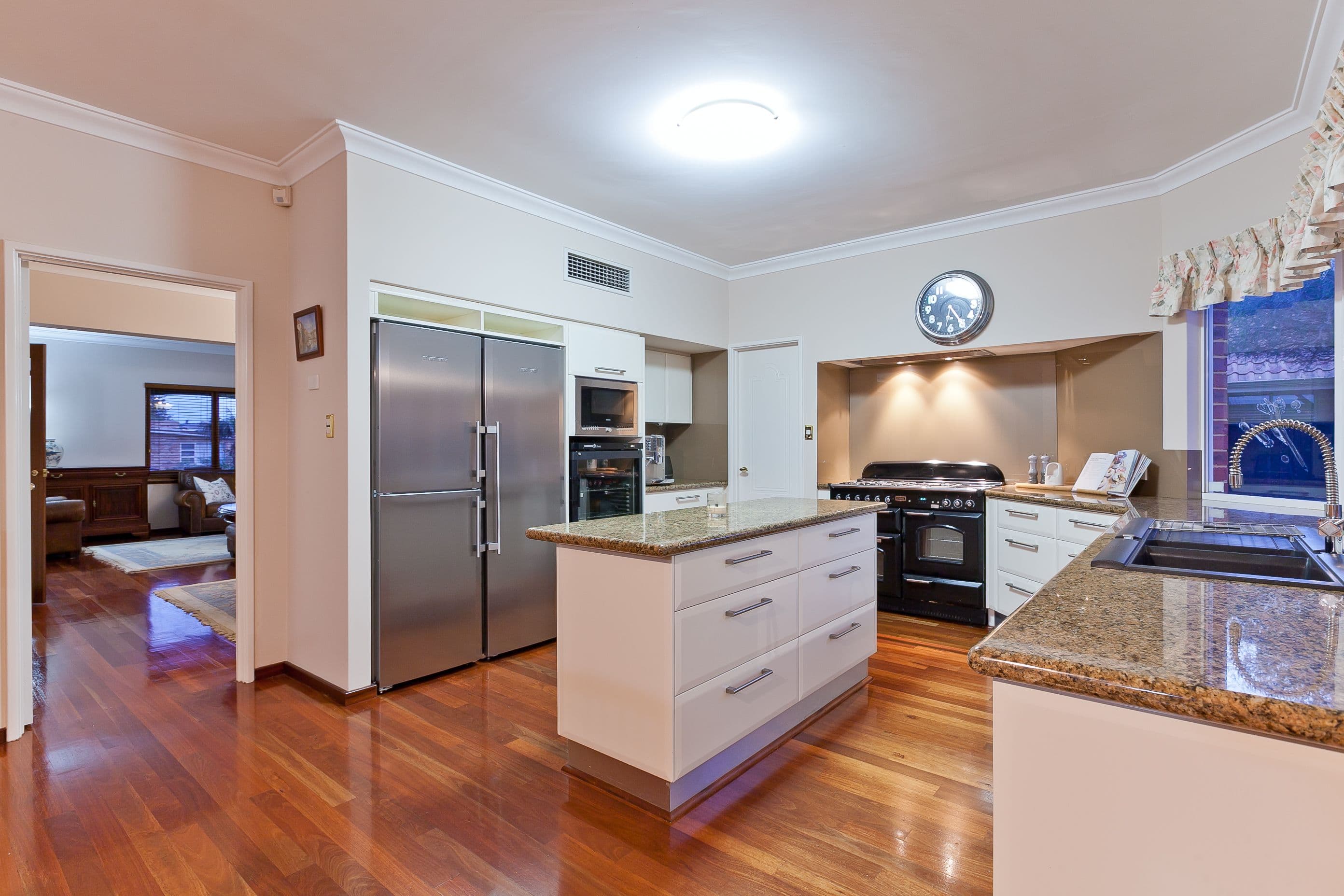 4 Meelah Road, City Beach WA 6015, City Beach - Thumbnail 6