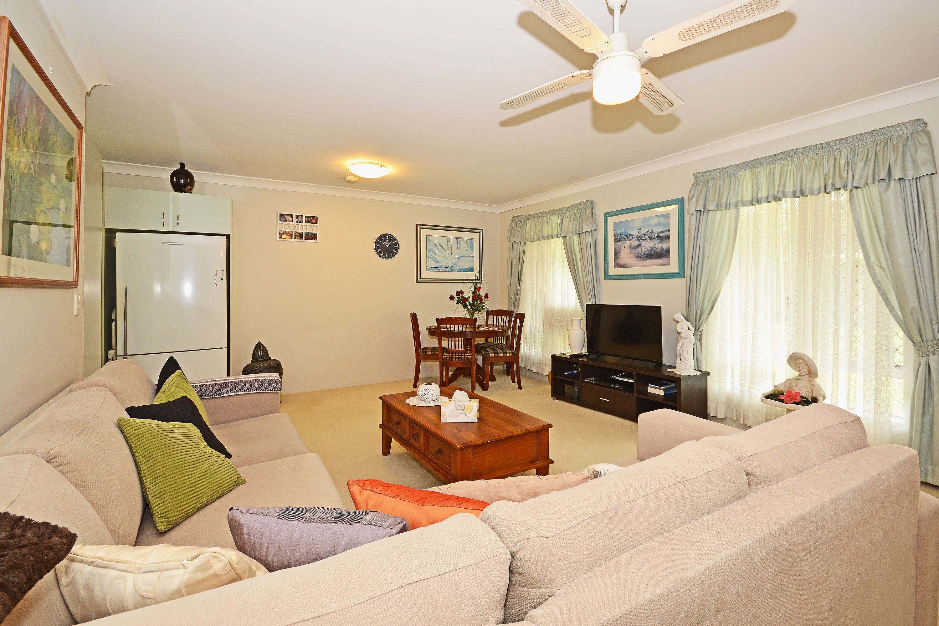 16 Gray Street, Tweed Heads West - Image 1