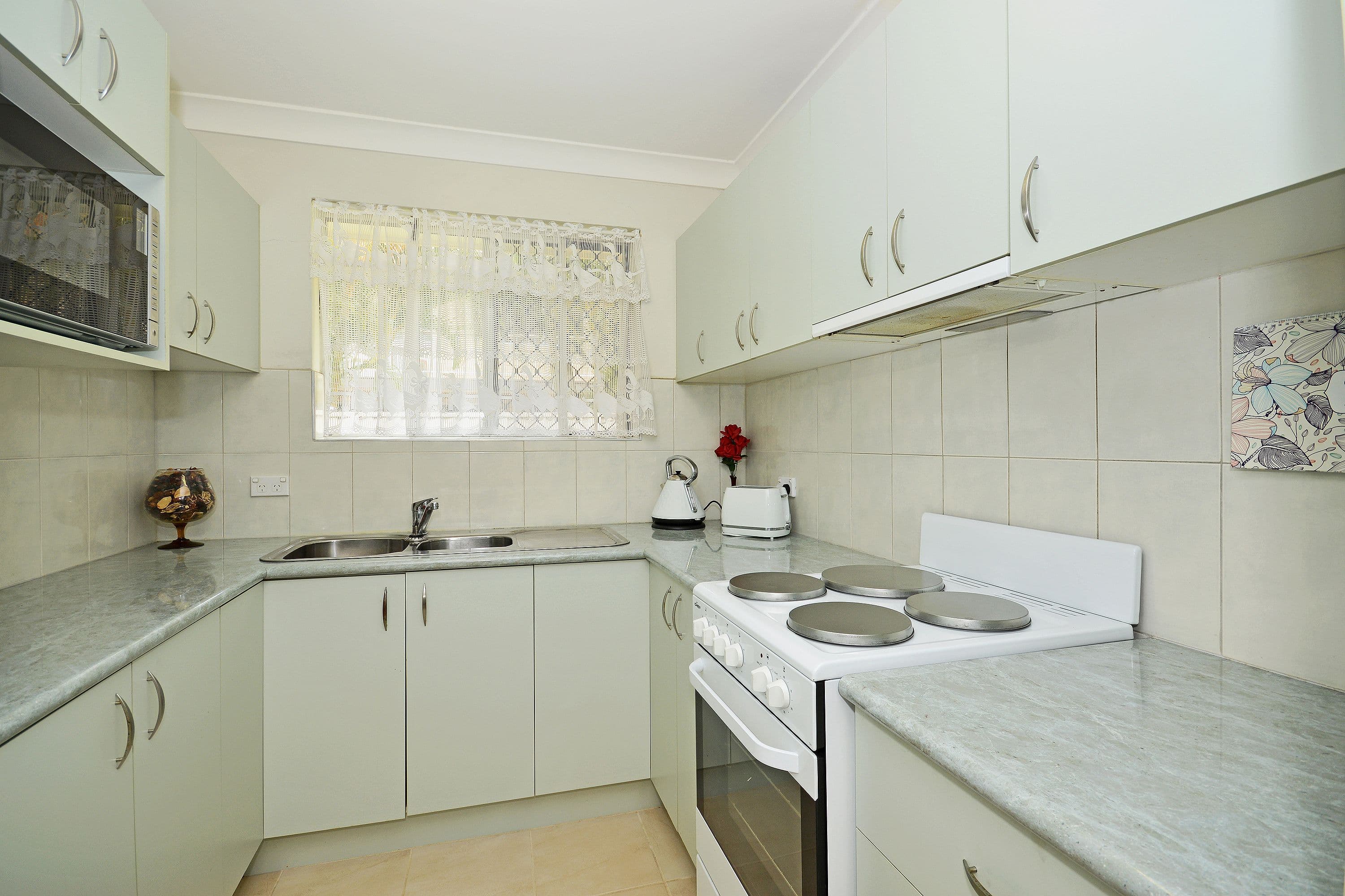 16 Gray Street, Tweed Heads West - Thumbnail 2