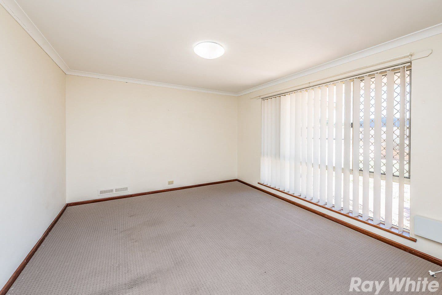 17 Mugana Crescent, Waggrakine WA 6530, Waggrakine - Thumbnail 4