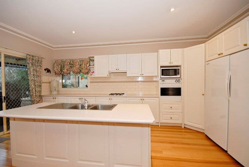 70 Banks Road, ELTHAM NORTH VIC 3095, Eltham North - Thumbnail 7