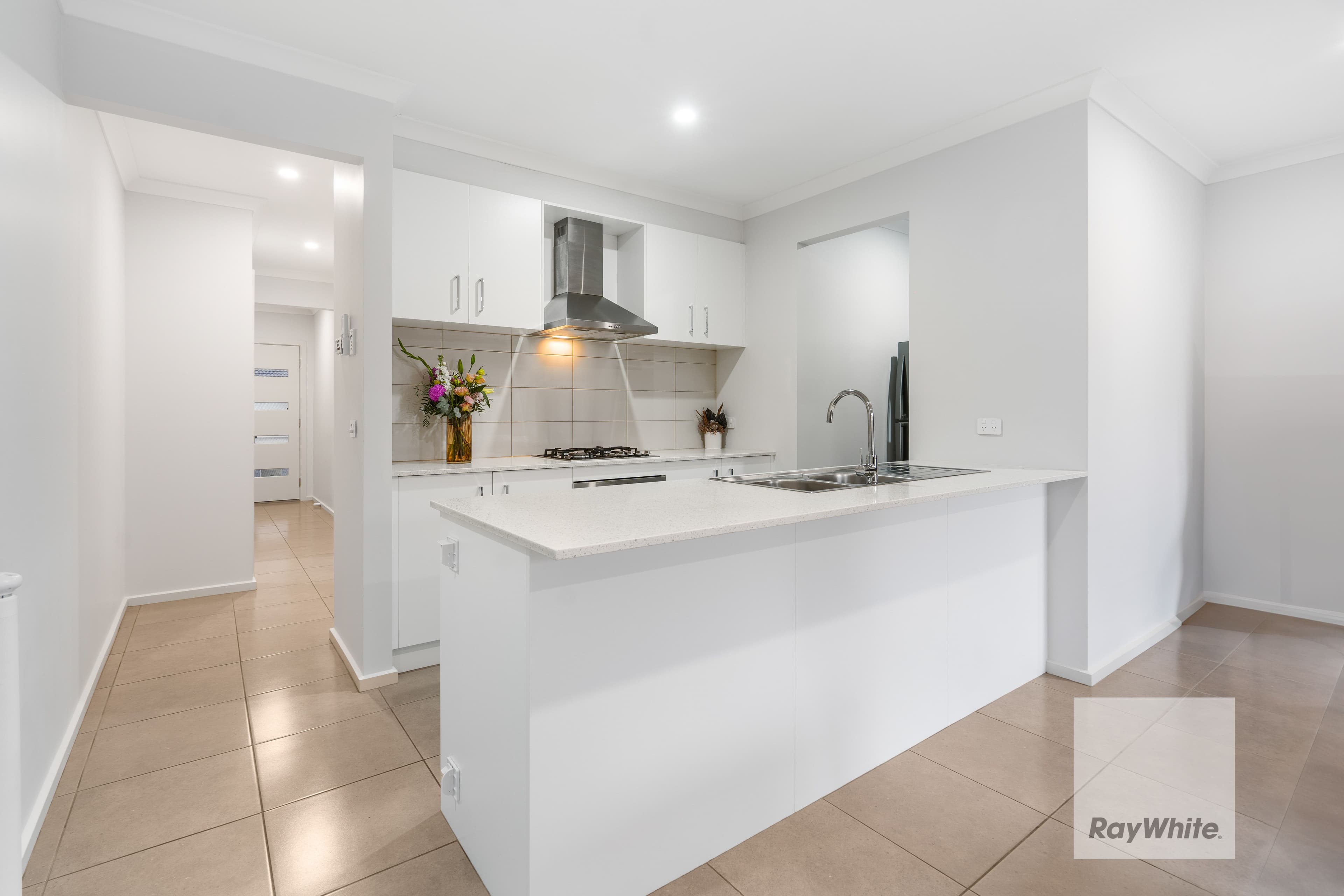 7 Akram Way, Rockbank VIC 3335, Rockbank - Thumbnail 2