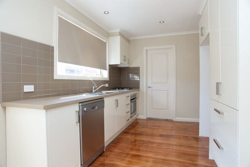 19 Lloyd Avenue, EPPING VIC 3076, Epping - Thumbnail 6