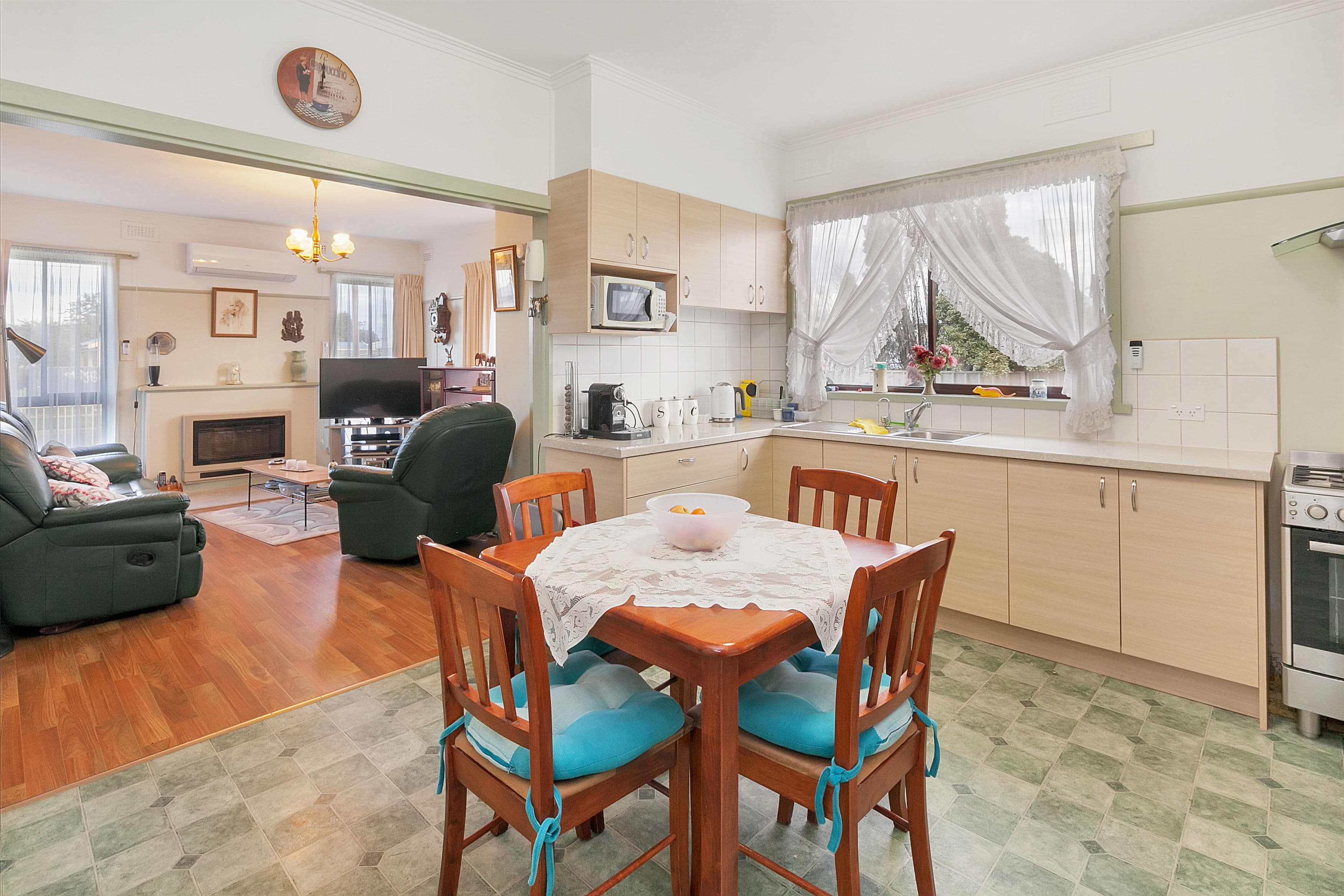 5 Violet Grove, Wendouree VIC 3355, Wendouree - Thumbnail 4
