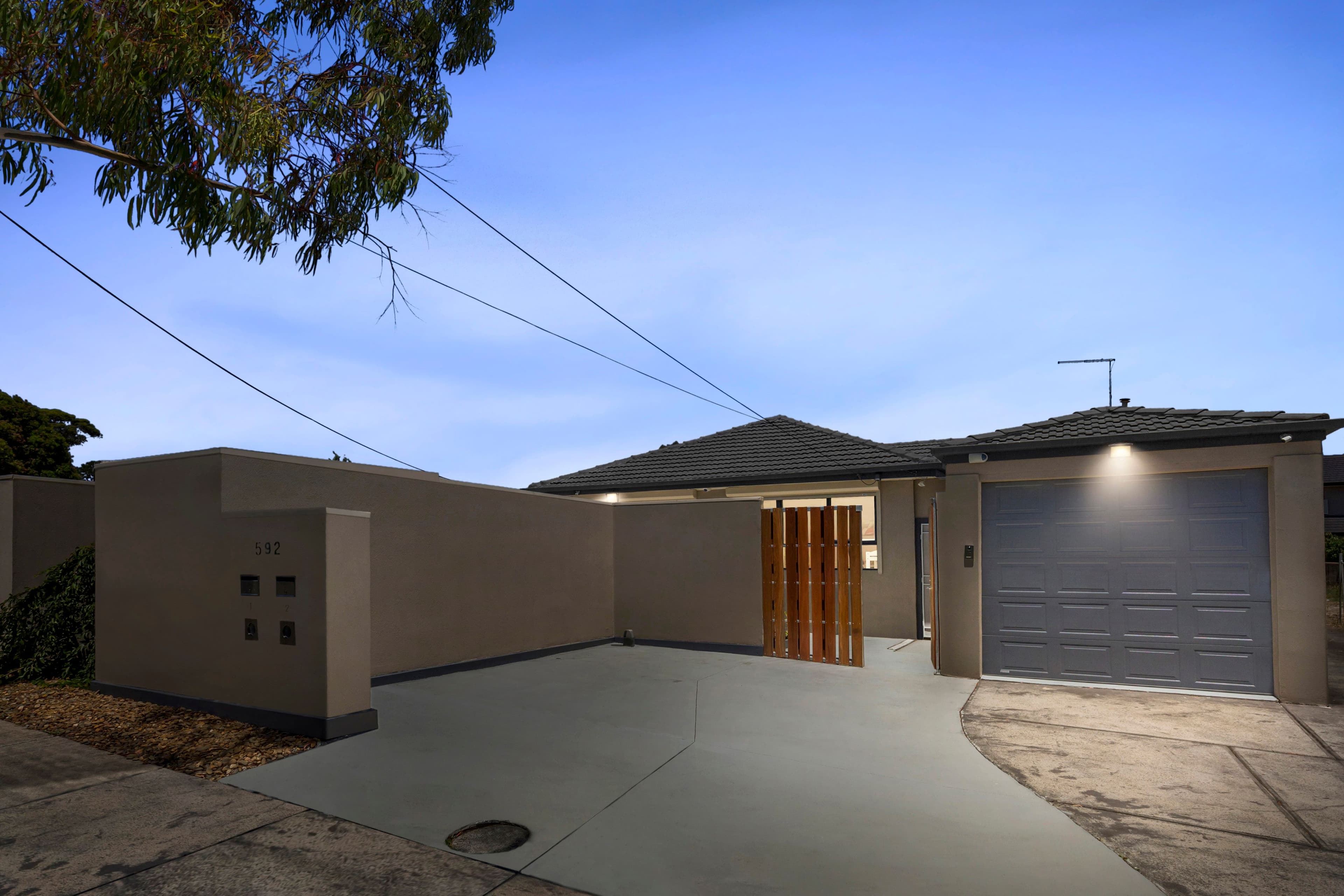 592 Highbury Road, Glen Waverley VIC 3150, Glen Waverley - Image 1