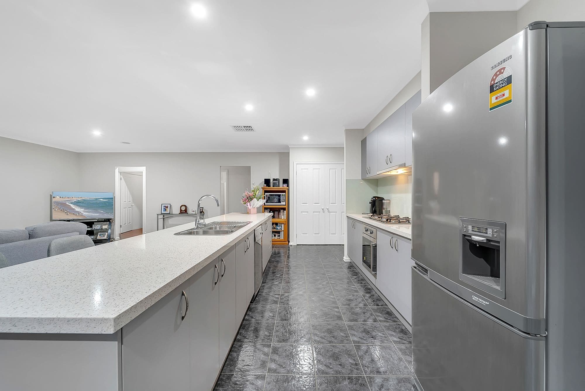 37 Hemsley Promenade, Point Cook VIC 3030, Point Cook - Thumbnail 6