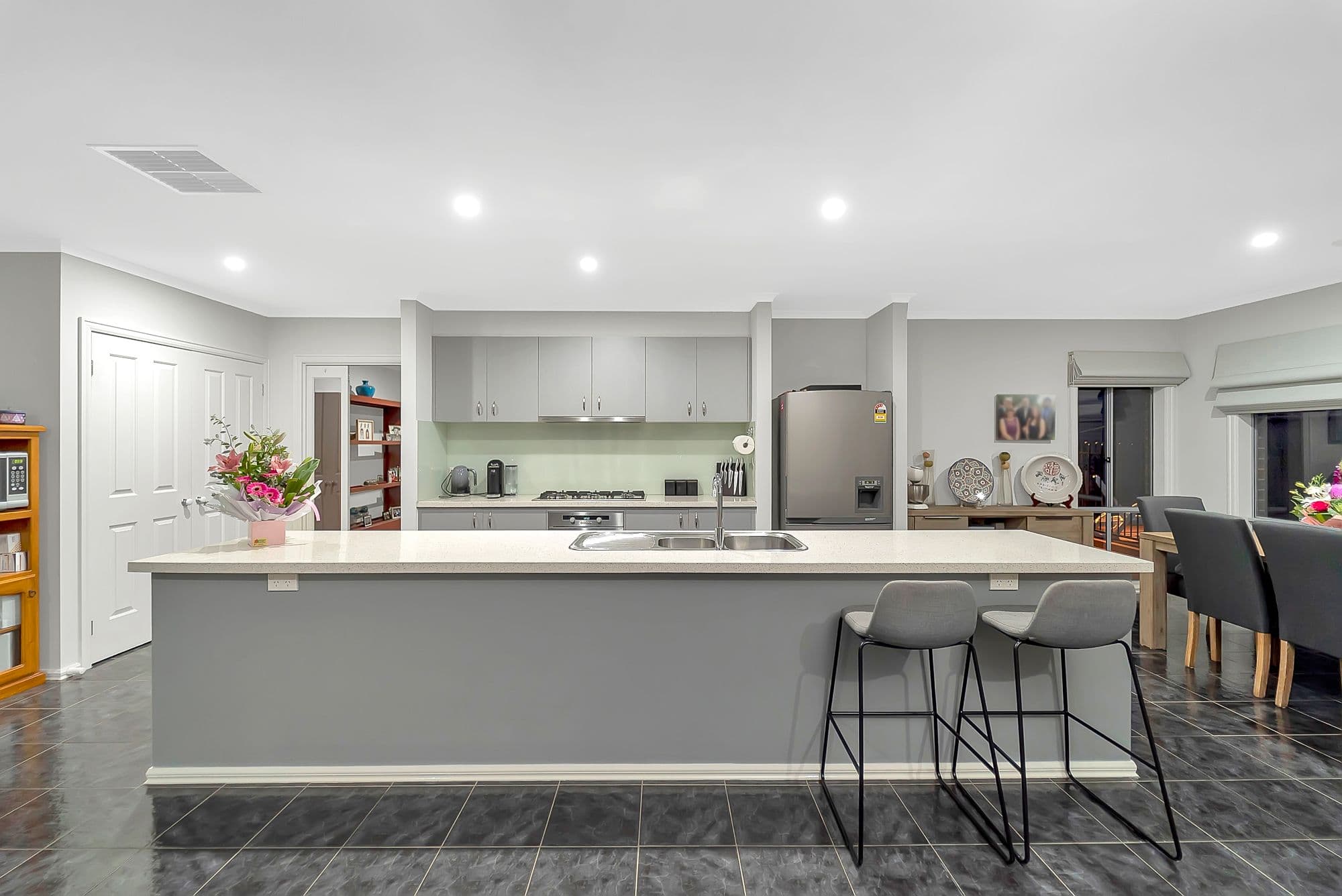 37 Hemsley Promenade, Point Cook VIC 3030, Point Cook - Thumbnail 7