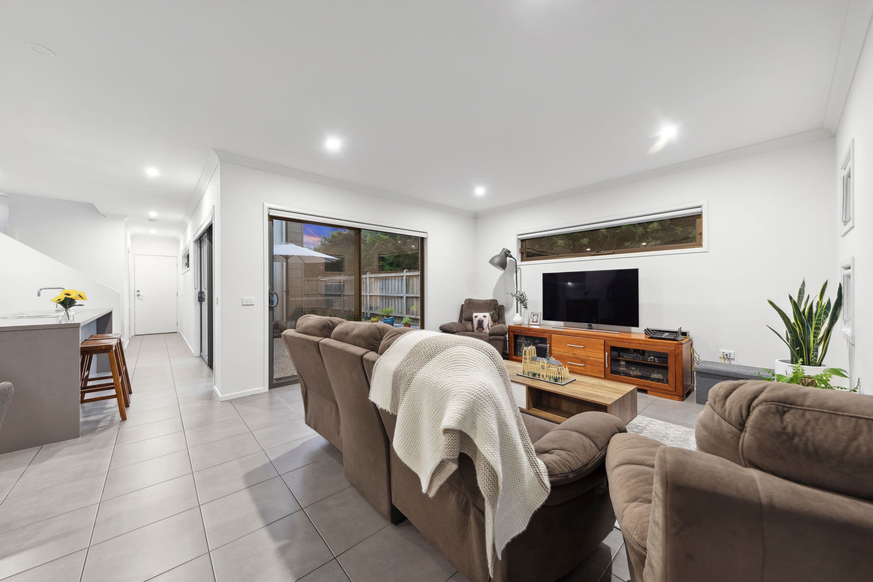 30 Kooyong Close, Officer VIC 3809, Officer - Thumbnail 7