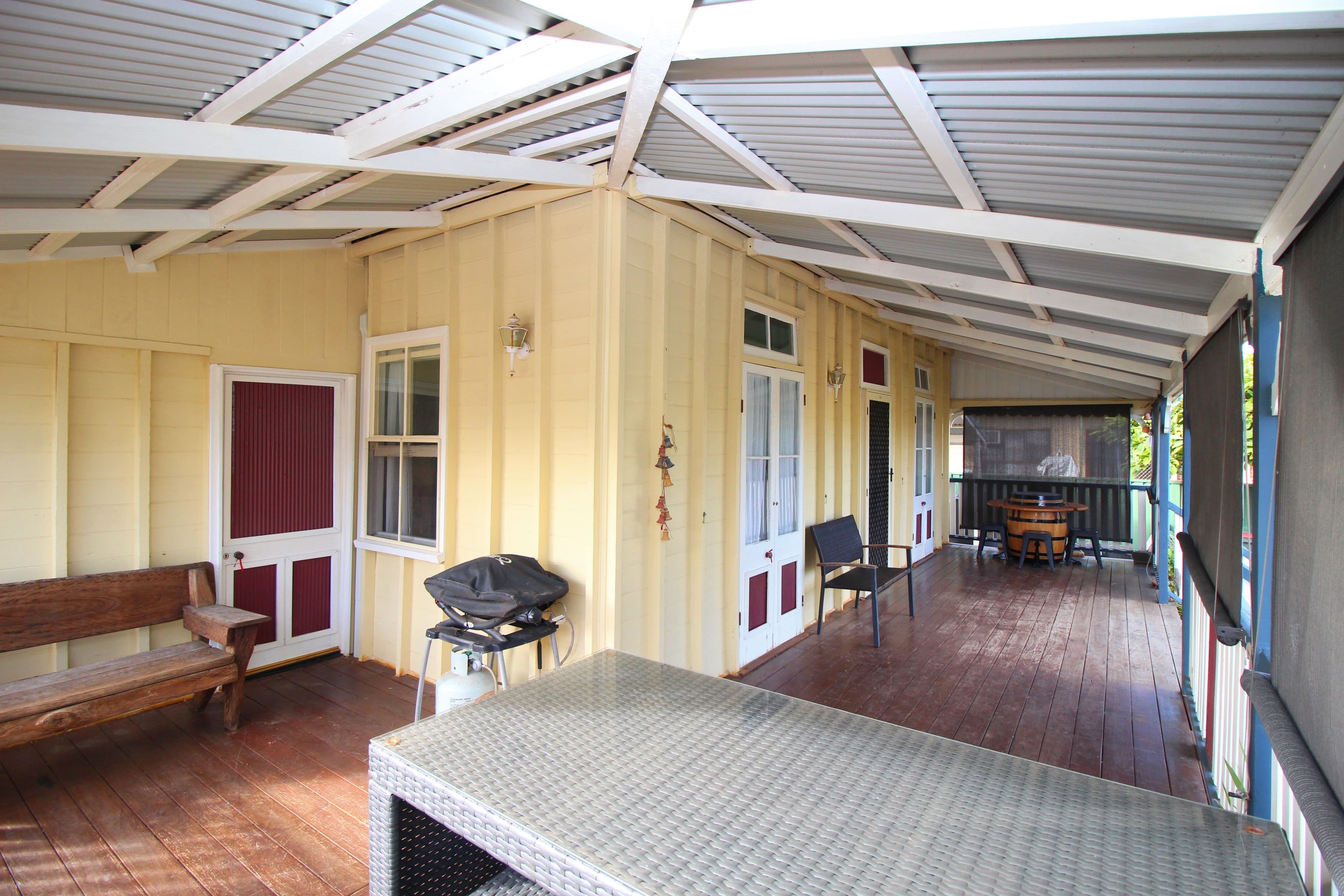 6 Vicki Close, Emerald QLD 4720, Emerald - Thumbnail 2